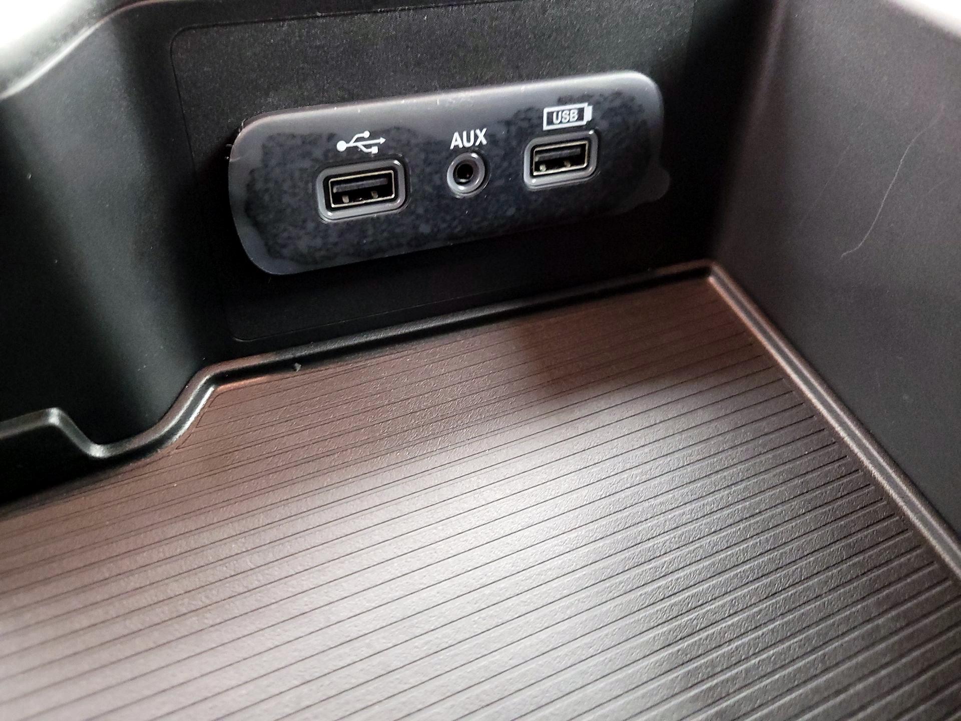 Thumbnail: 2023 RAM 1500 Classic - 18