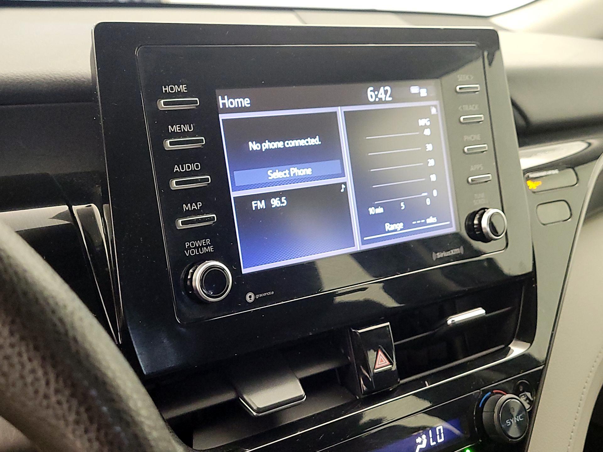 Thumbnail: 2022 Toyota Camry - 15