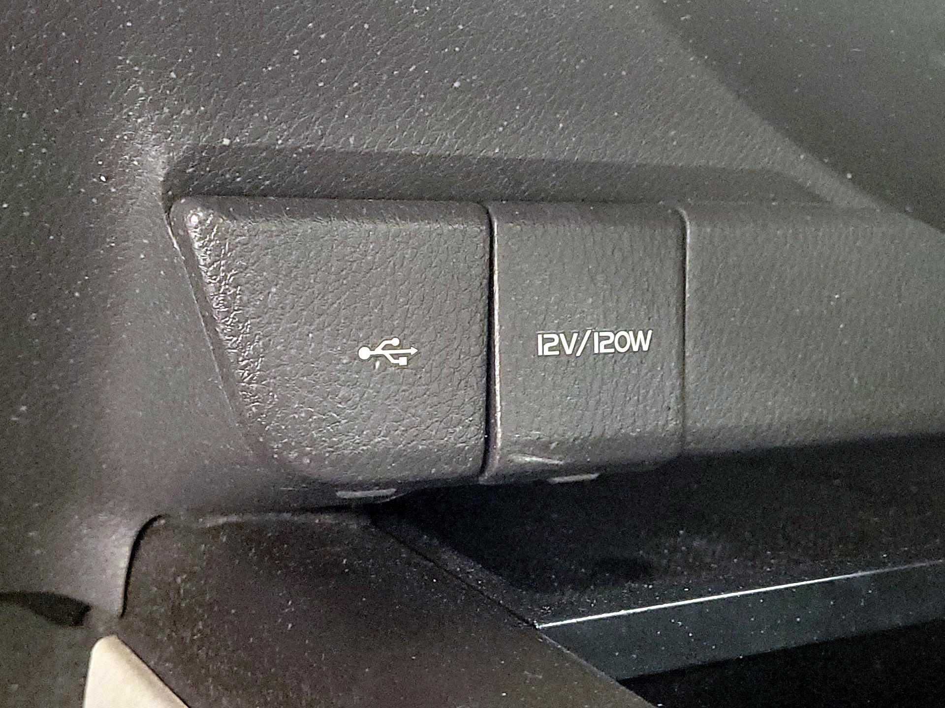 Thumbnail: 2022 Toyota Camry - 18