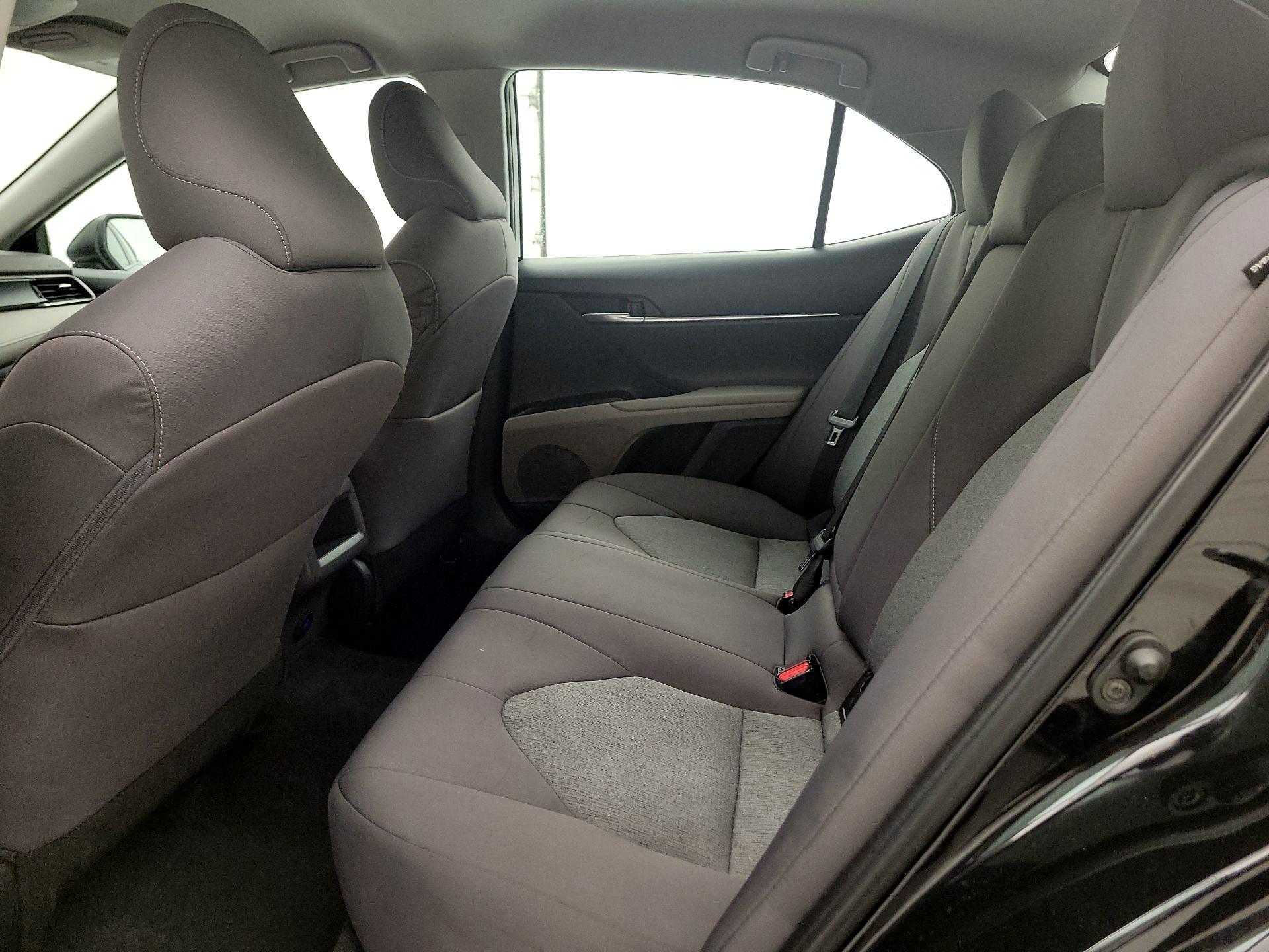 Thumbnail: 2022 Toyota Camry - 19