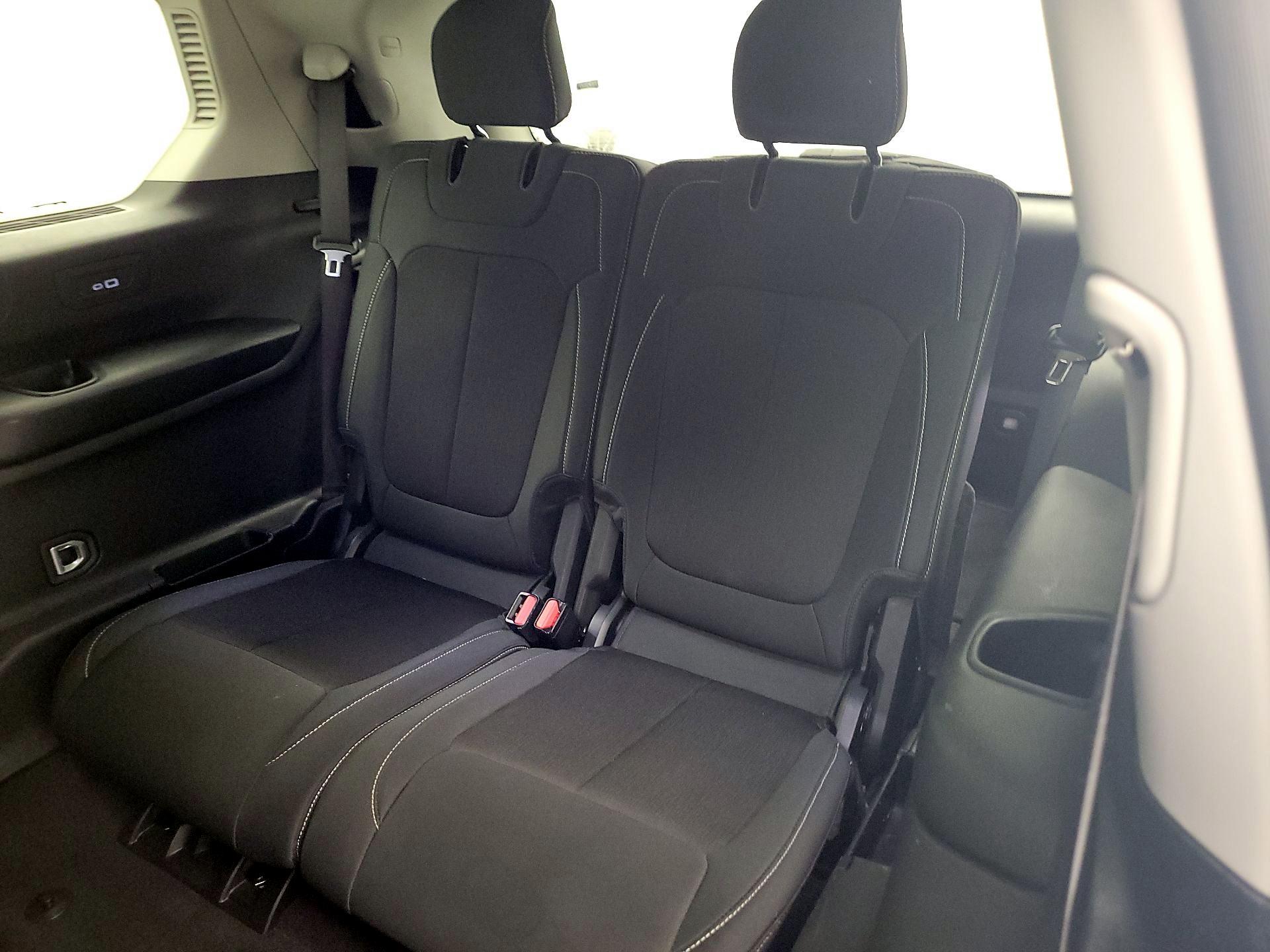 Thumbnail: 2023 Jeep Grand Cherokee L - 20