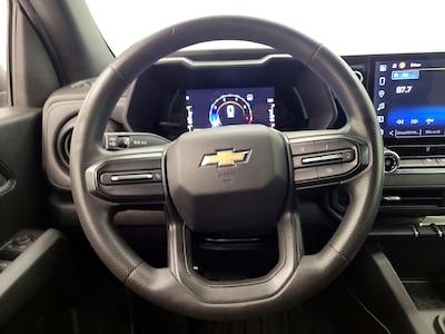 Steering Wheel & Instrument Cluster (On)