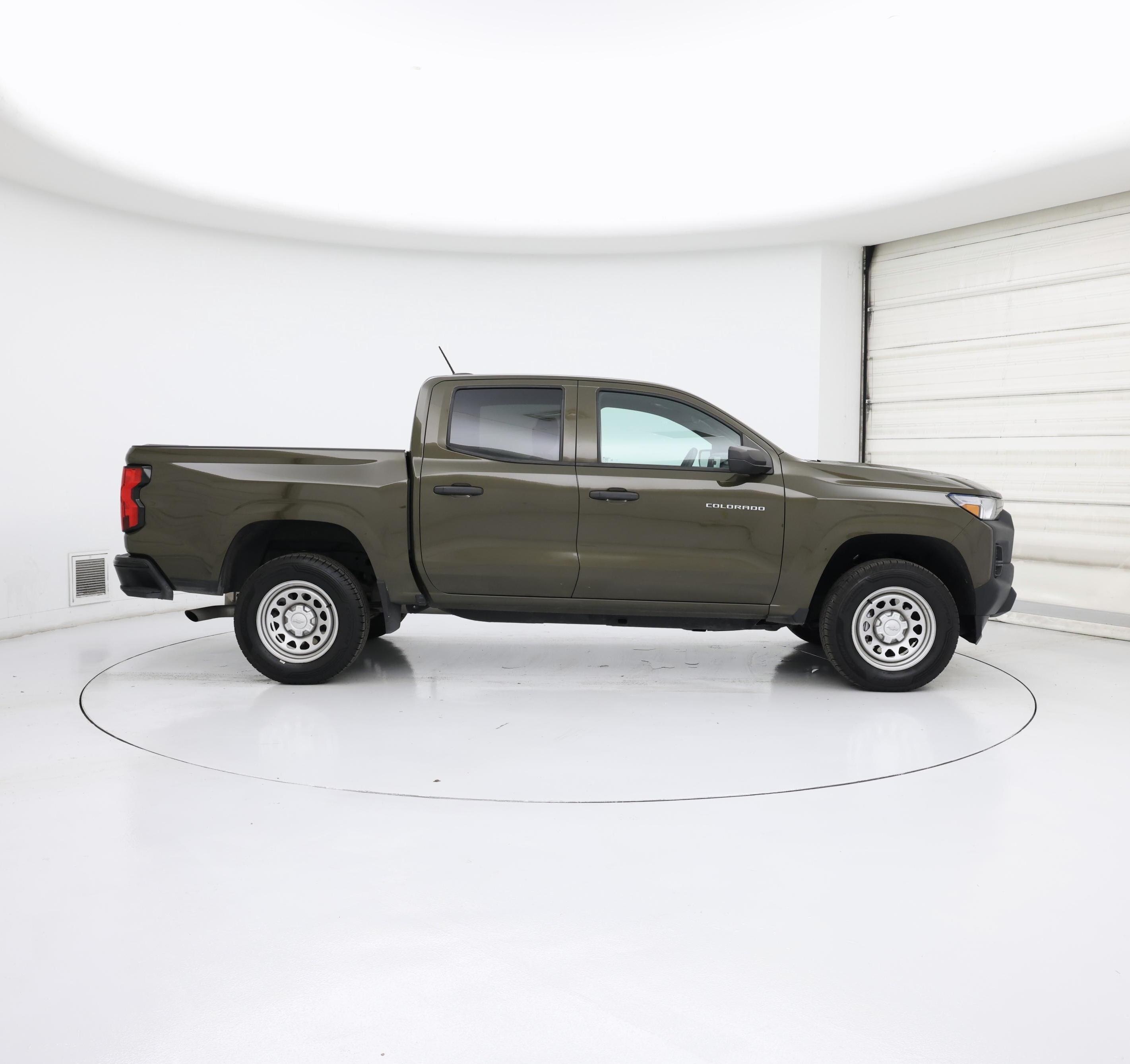 Thumbnail: 2023 Chevrolet Colorado - 7