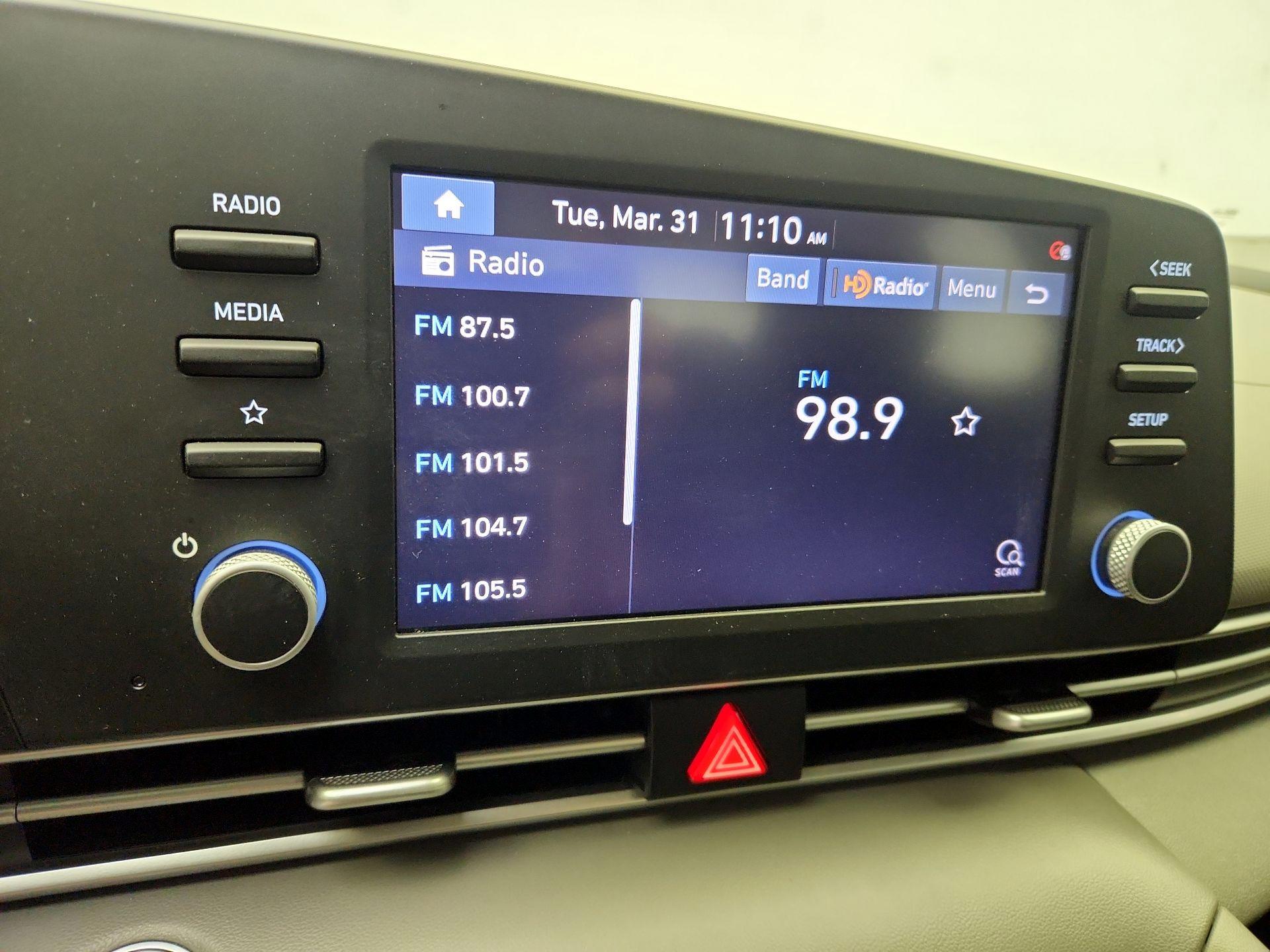 Thumbnail: 2022 Hyundai Elantra - 15