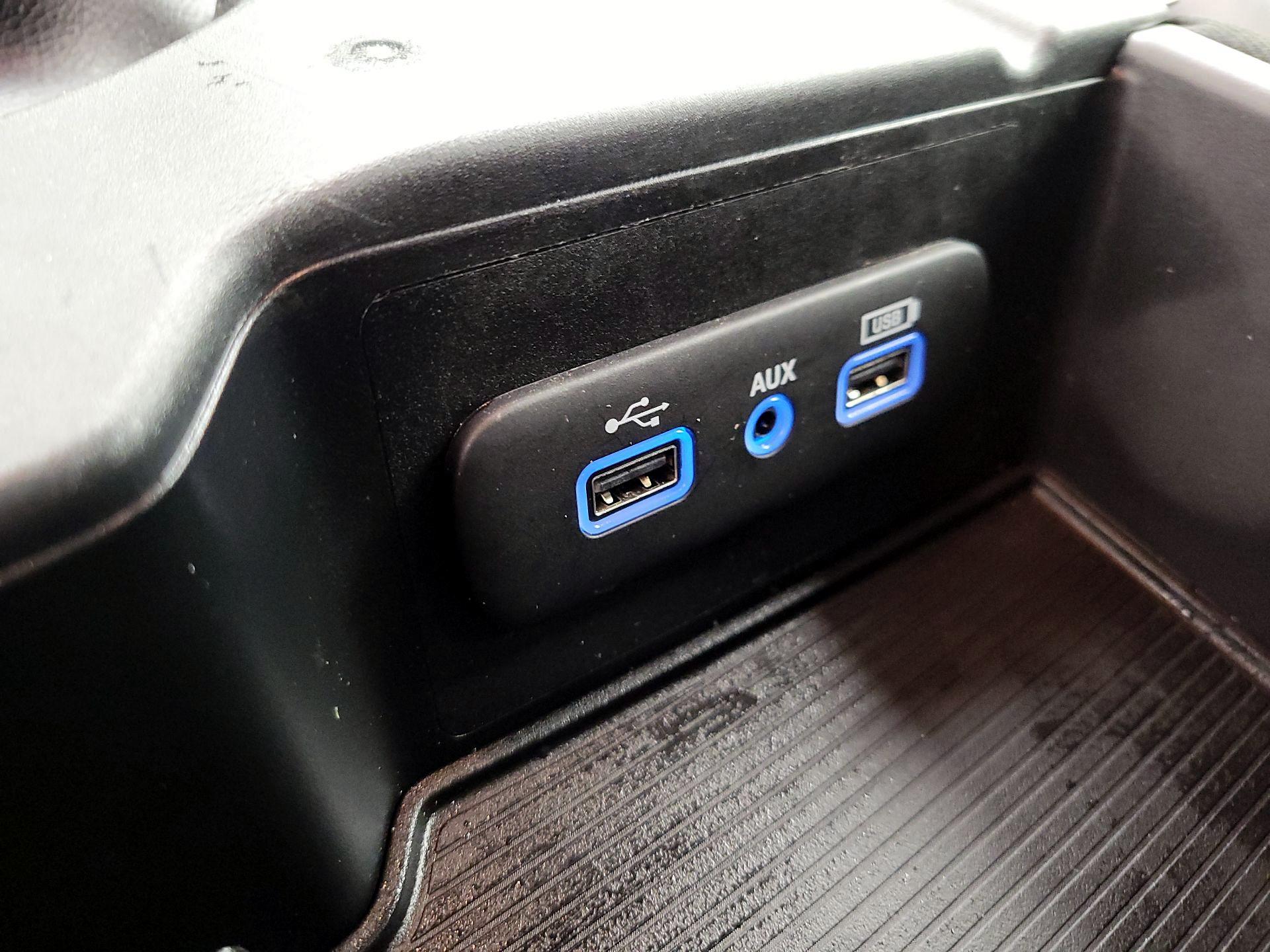 Thumbnail: 2023 RAM 1500 Classic - 18