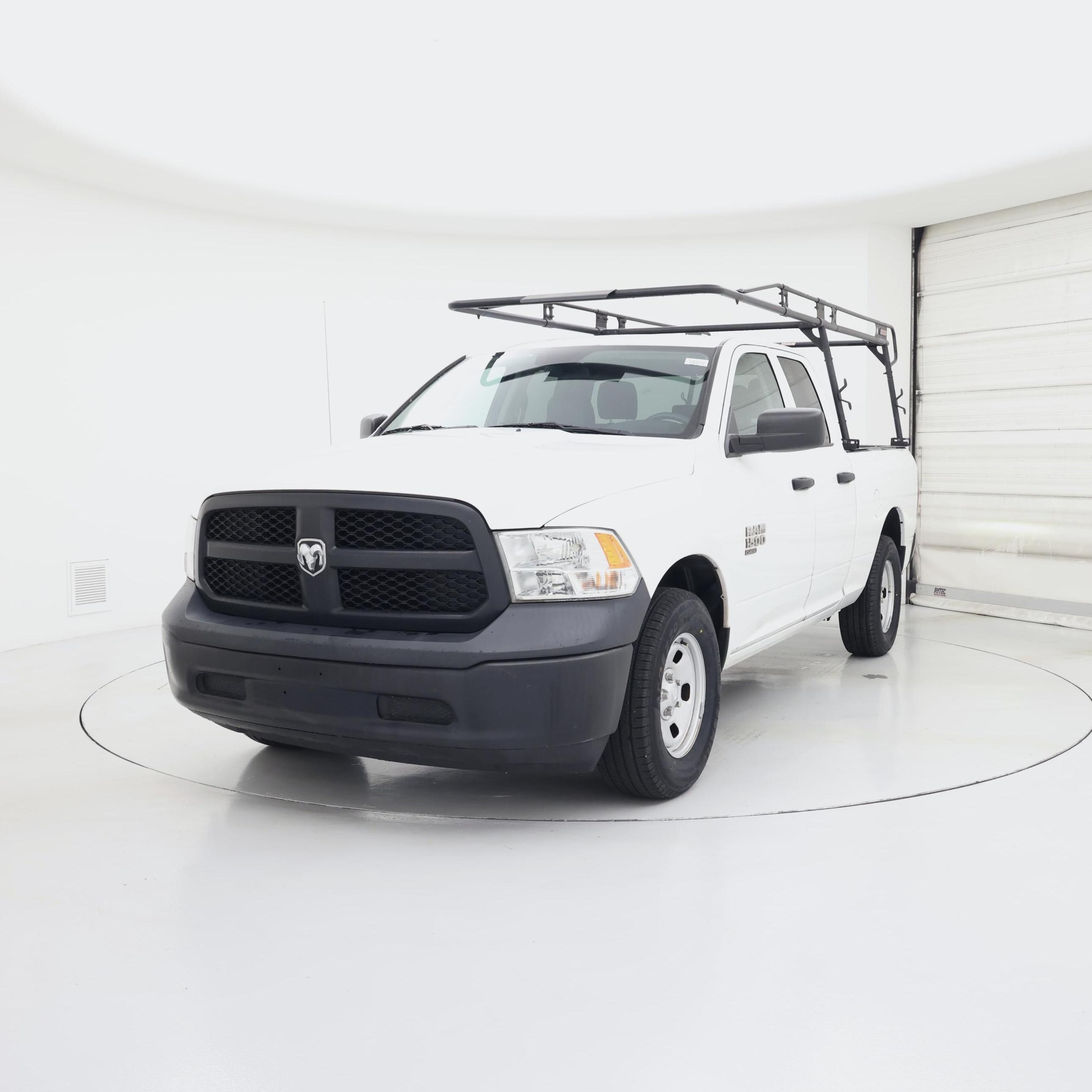 Thumbnail: 2023 RAM 1500 Classic - 4