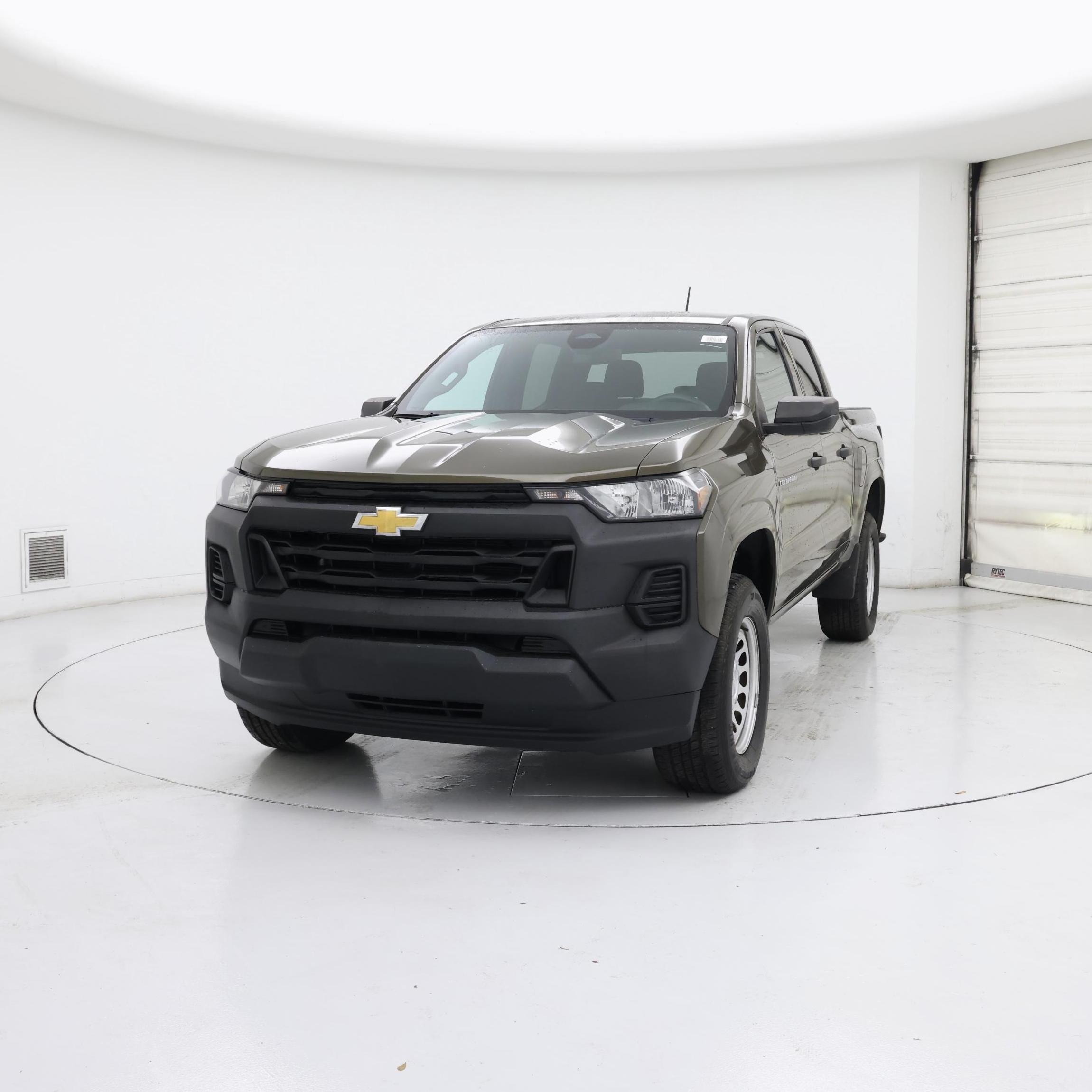 Thumbnail: 2023 Chevrolet Colorado - 4