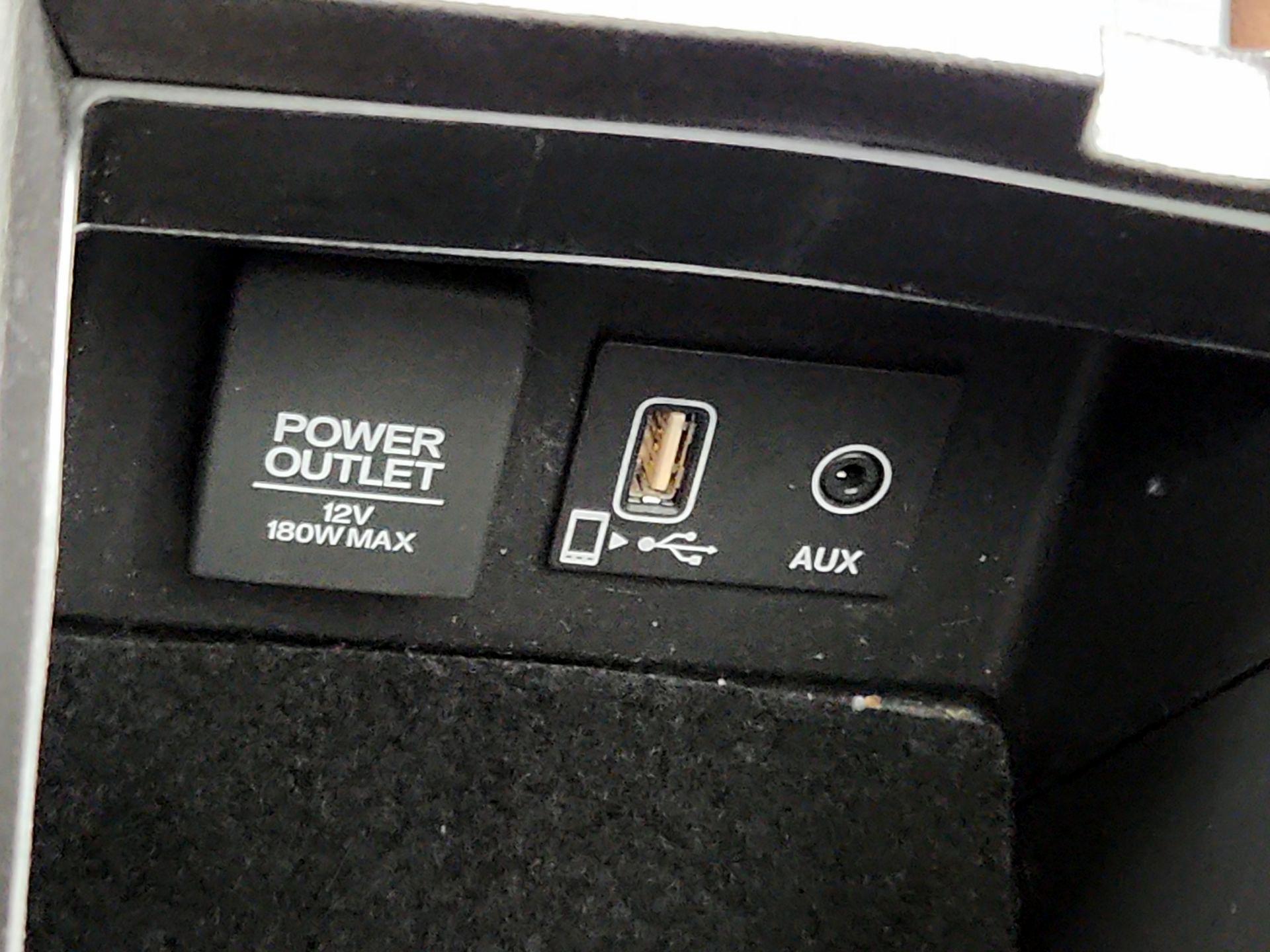 Thumbnail: 2021 Acura ILX - 18