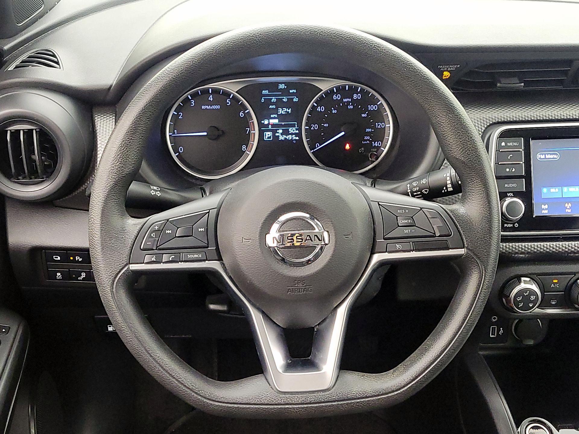 Thumbnail: 2020 Nissan Kicks - 10