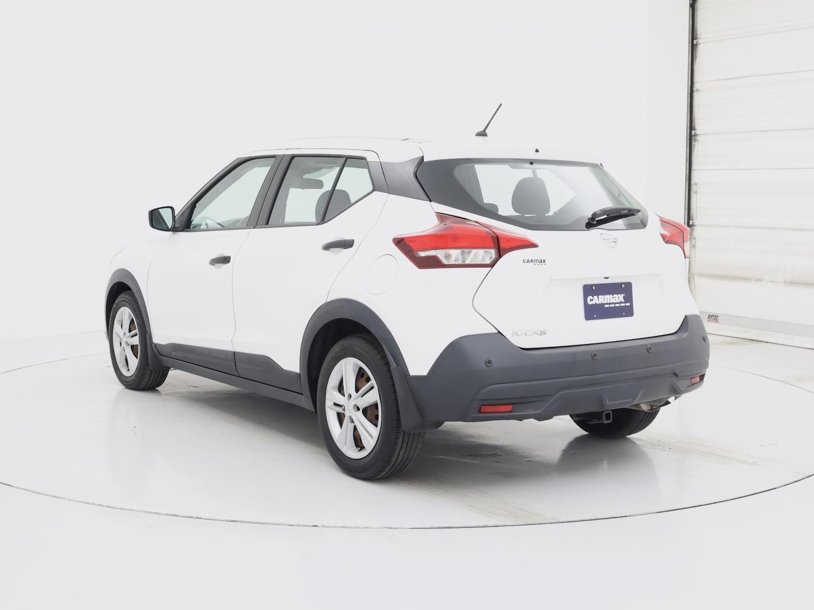 2020 Nissan Kicks S - Photo 3