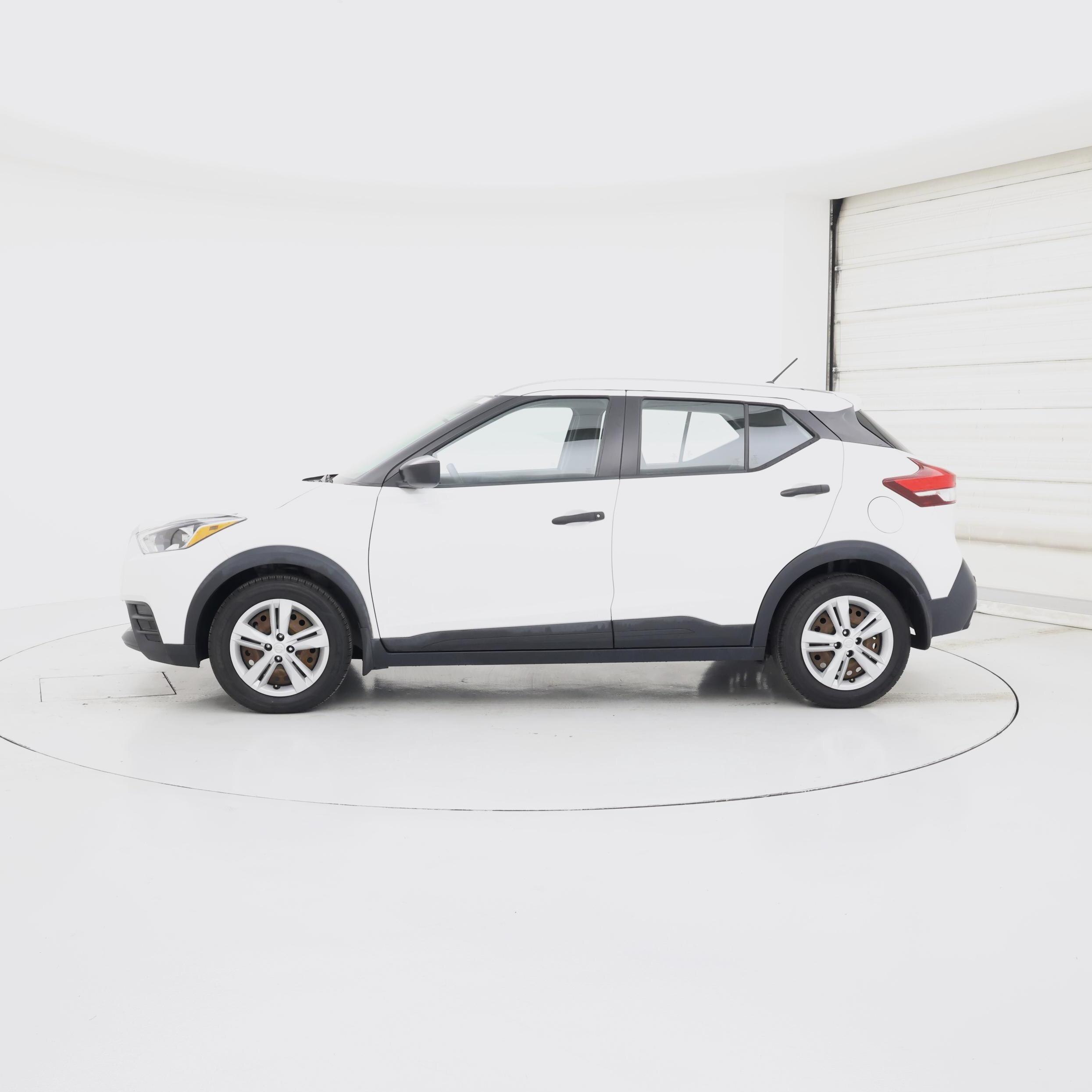 Thumbnail: 2020 Nissan Kicks - 3
