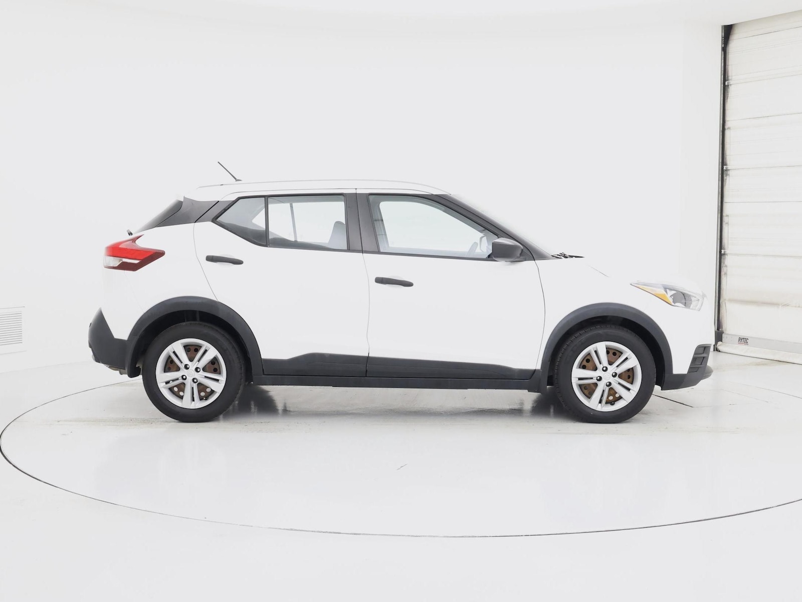 2020 Nissan Kicks S - Photo 8