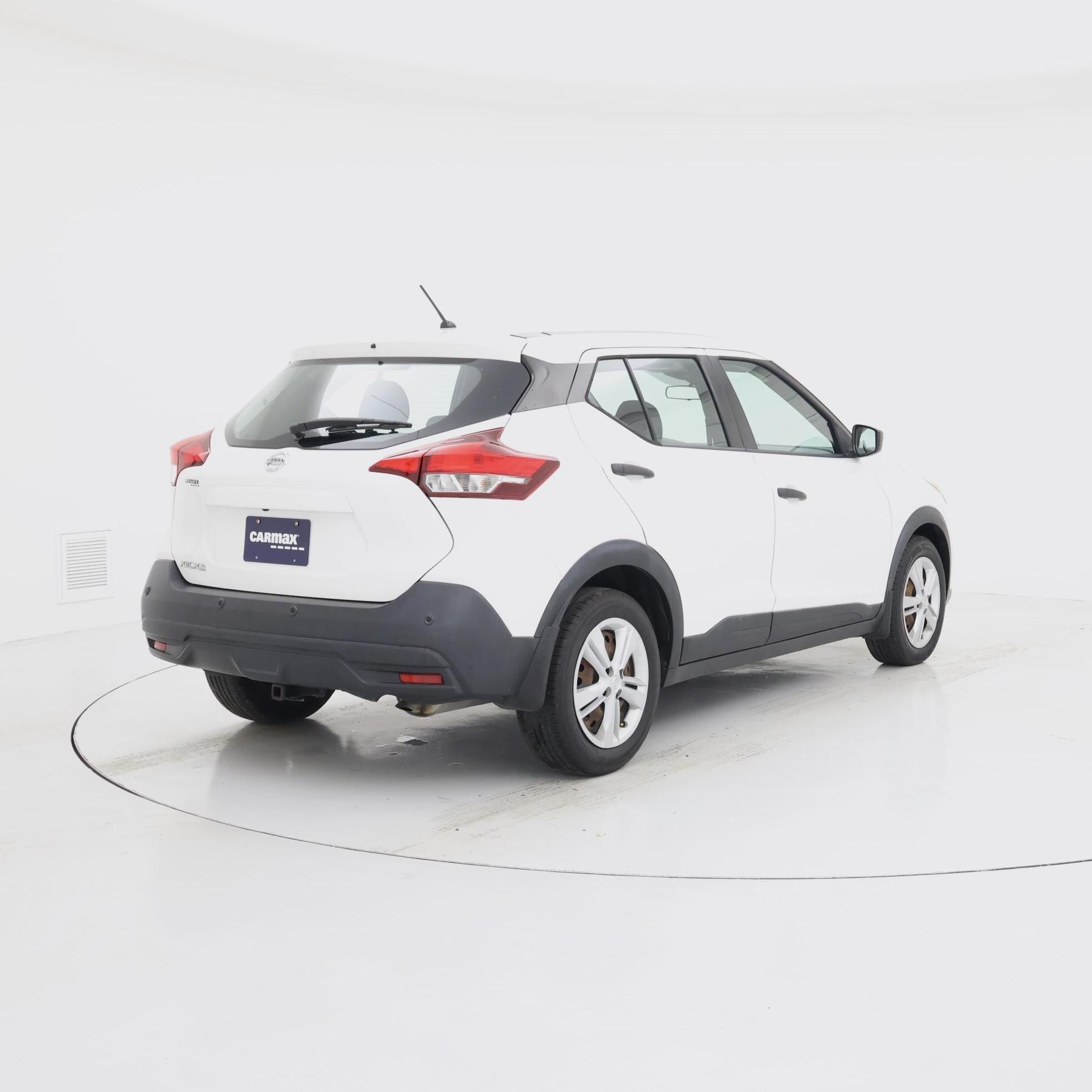 Thumbnail: 2020 Nissan Kicks - 8