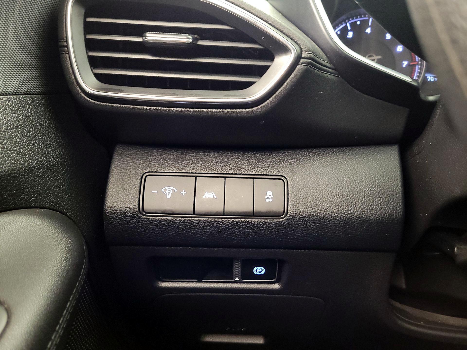 Thumbnail: 2022 Hyundai Santa Fe - 13