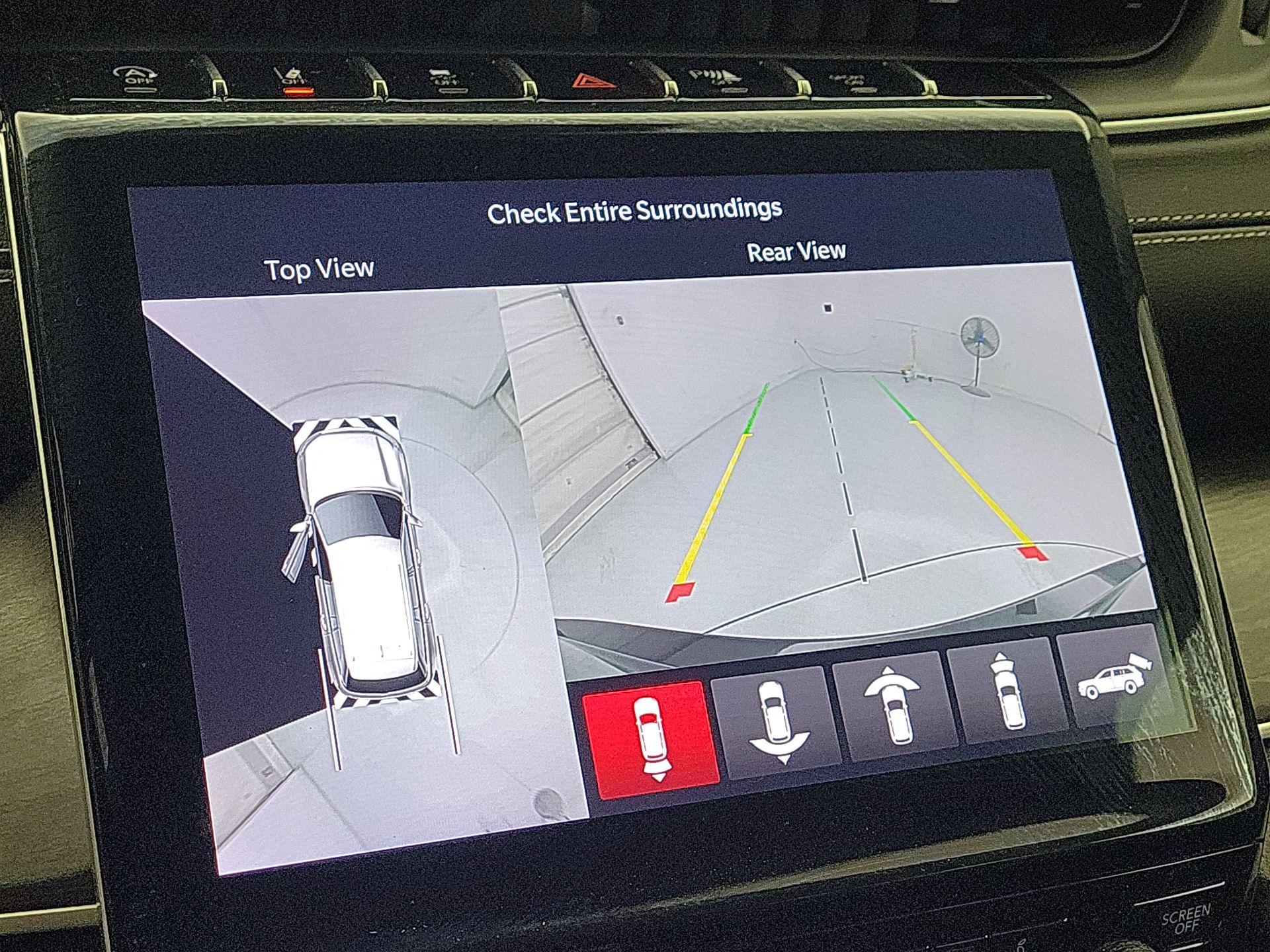 Thumbnail: 2023 Jeep Grand Cherokee - 14