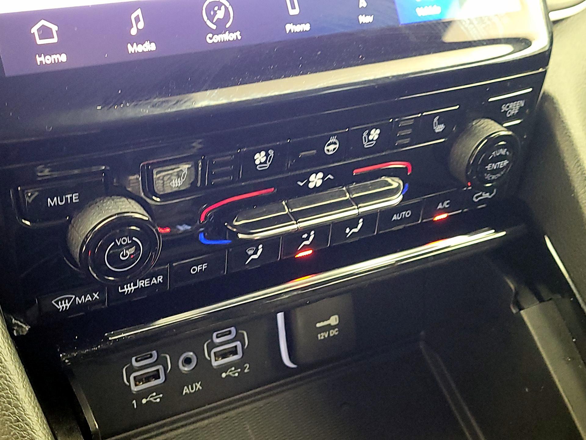 Thumbnail: 2023 Jeep Grand Cherokee - 16