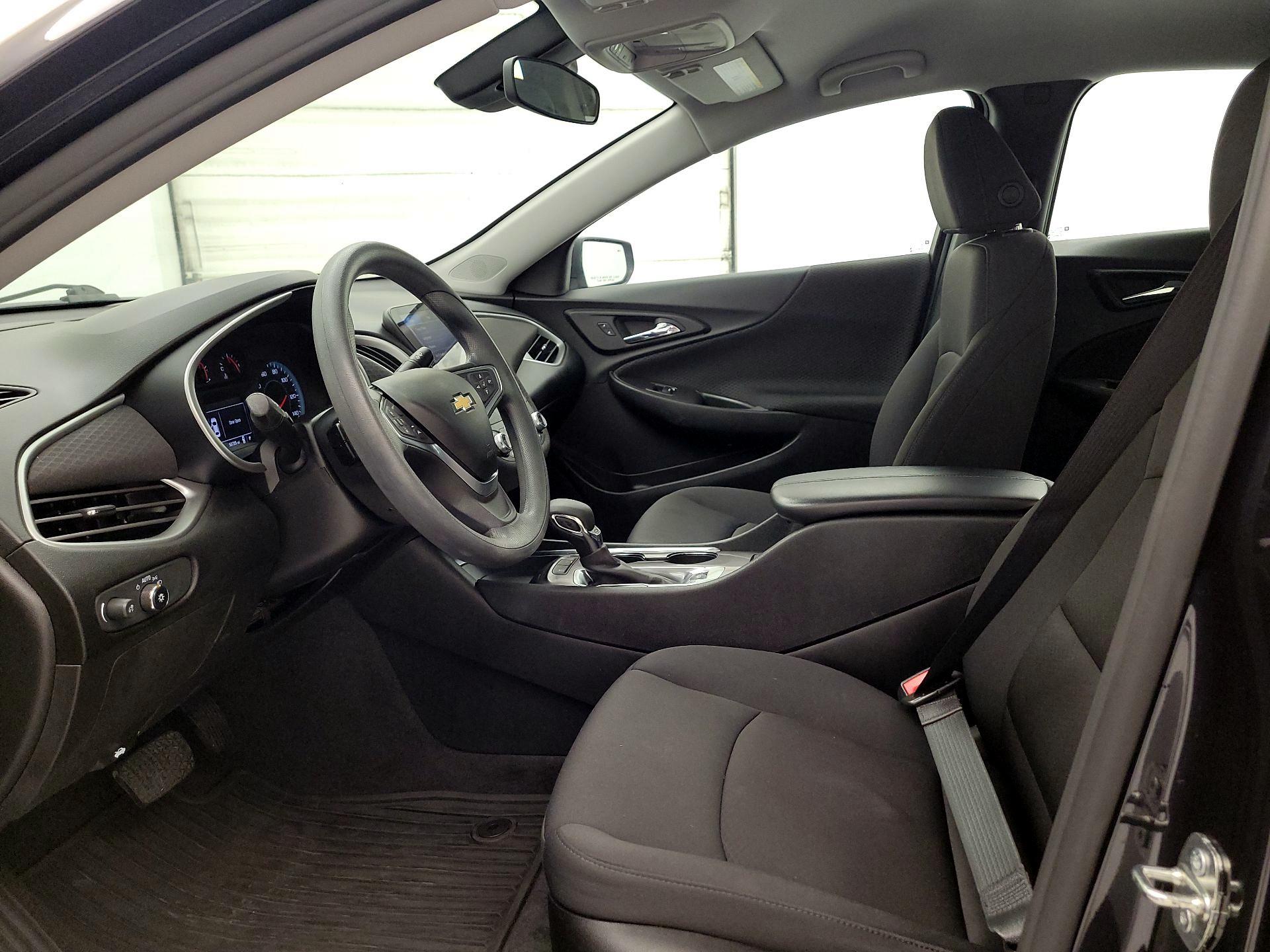 Thumbnail: 2023 Chevrolet Malibu - 11