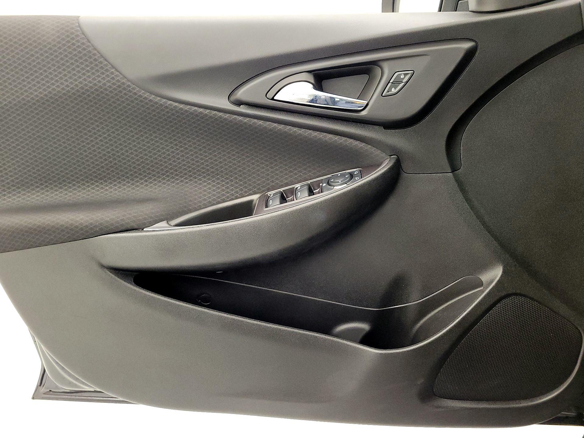 Thumbnail: 2023 Chevrolet Malibu - 12