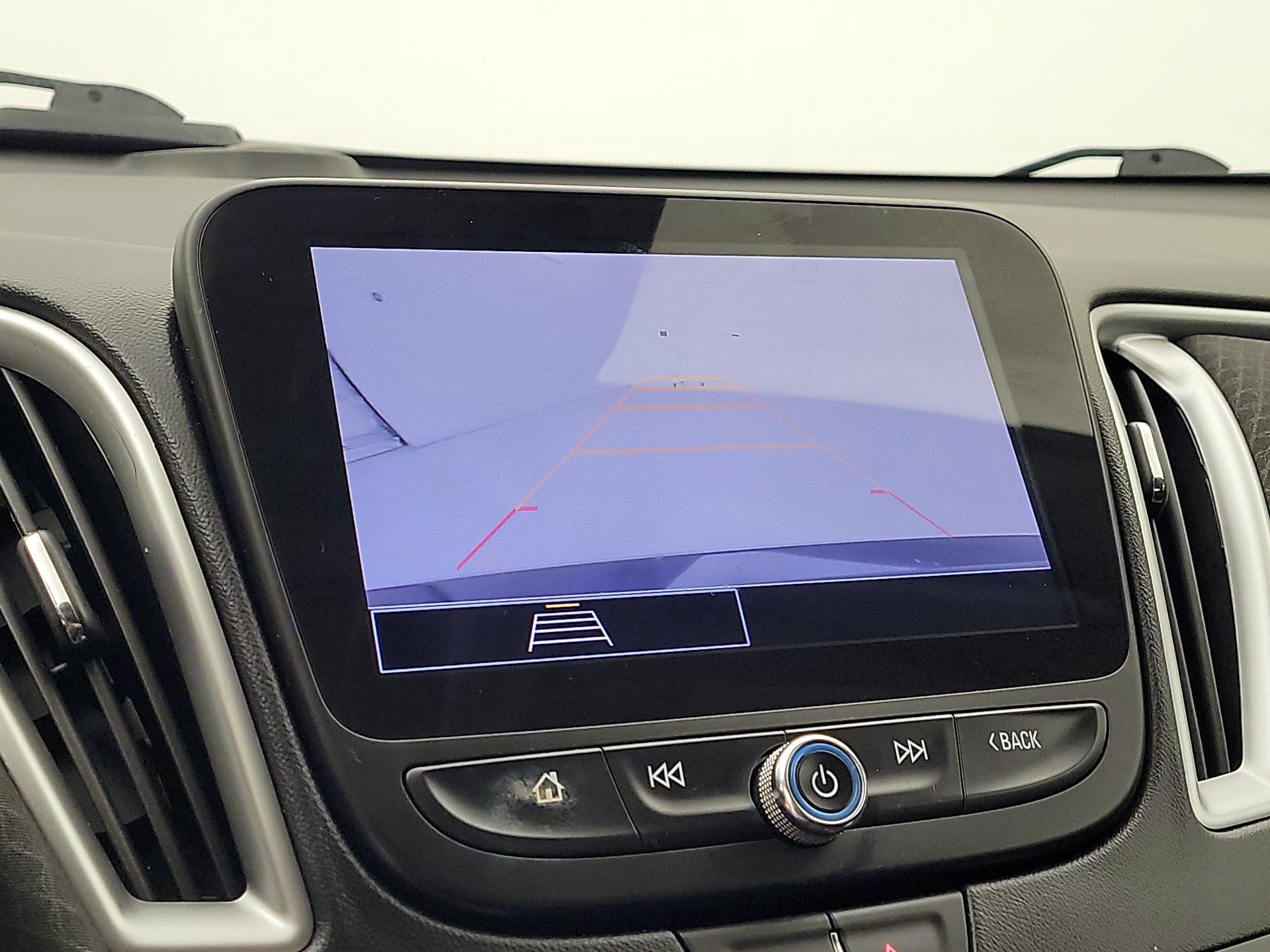 Thumbnail: 2023 Chevrolet Malibu - 14