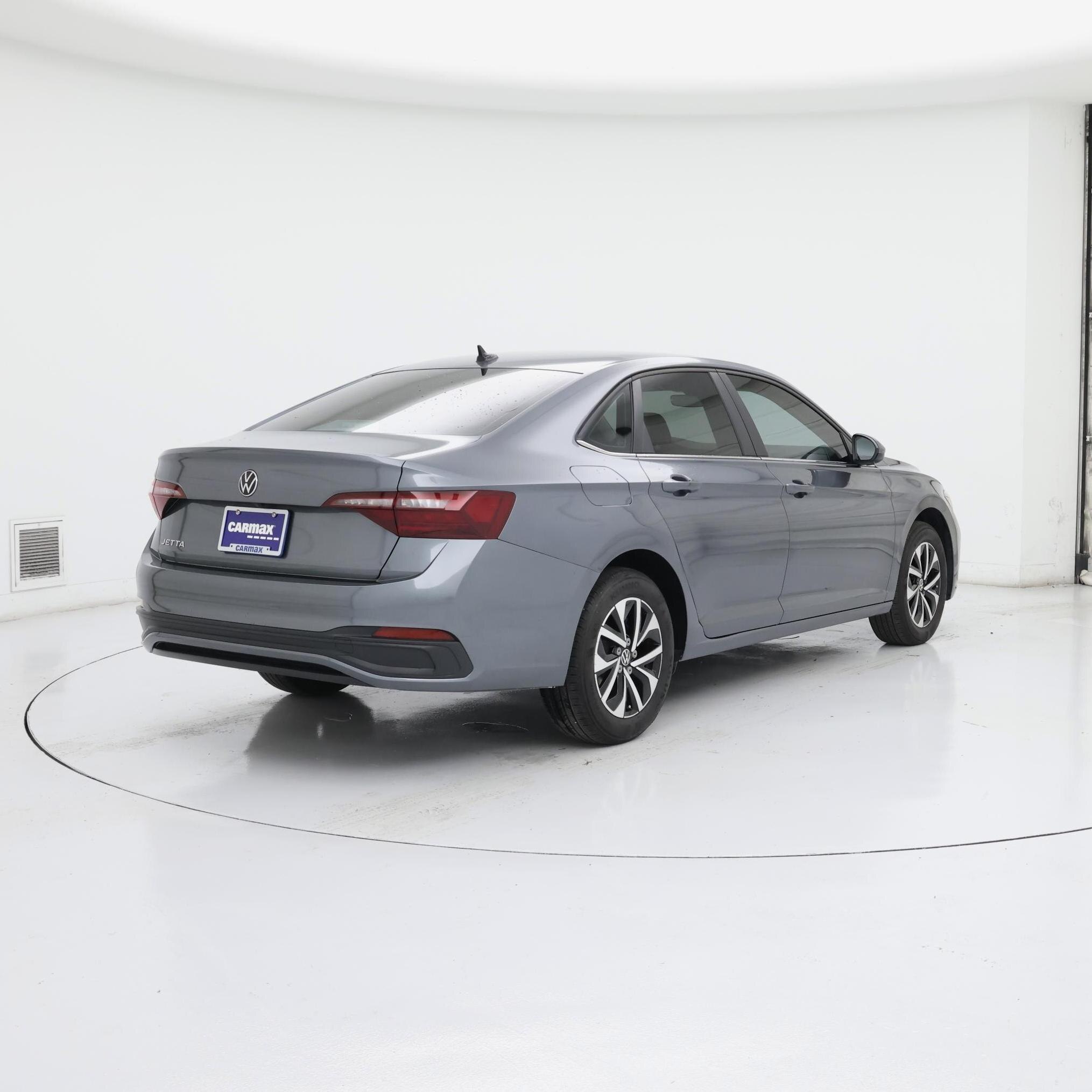 Thumbnail: 2024 Volkswagen Jetta - 8