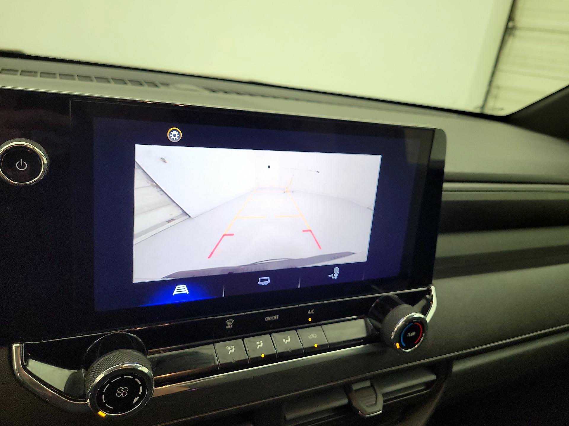 Thumbnail: 2023 Chevrolet Colorado - 13