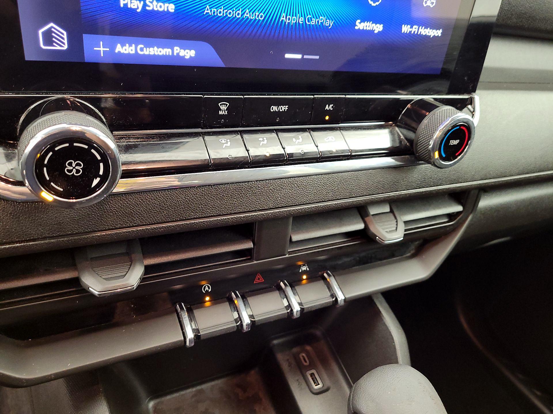 Thumbnail: 2023 Chevrolet Colorado - 15