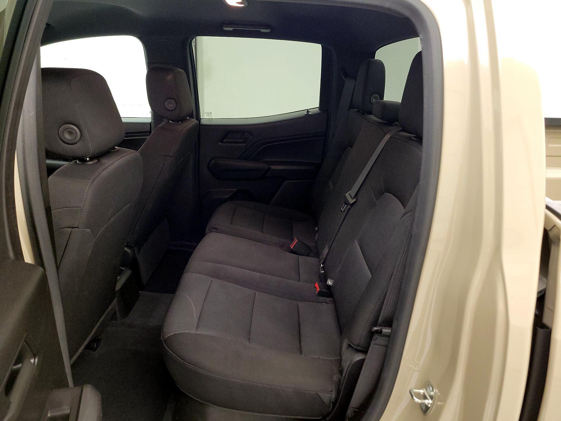 Thumbnail: 2023 Chevrolet Colorado - 18