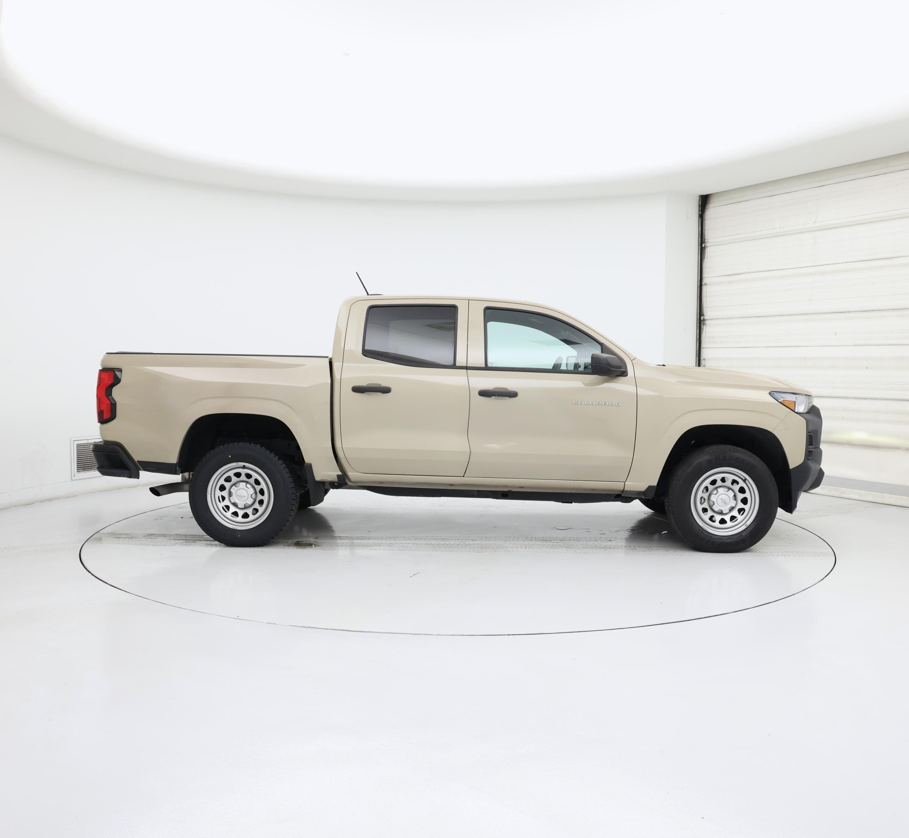 Thumbnail: 2023 Chevrolet Colorado - 7