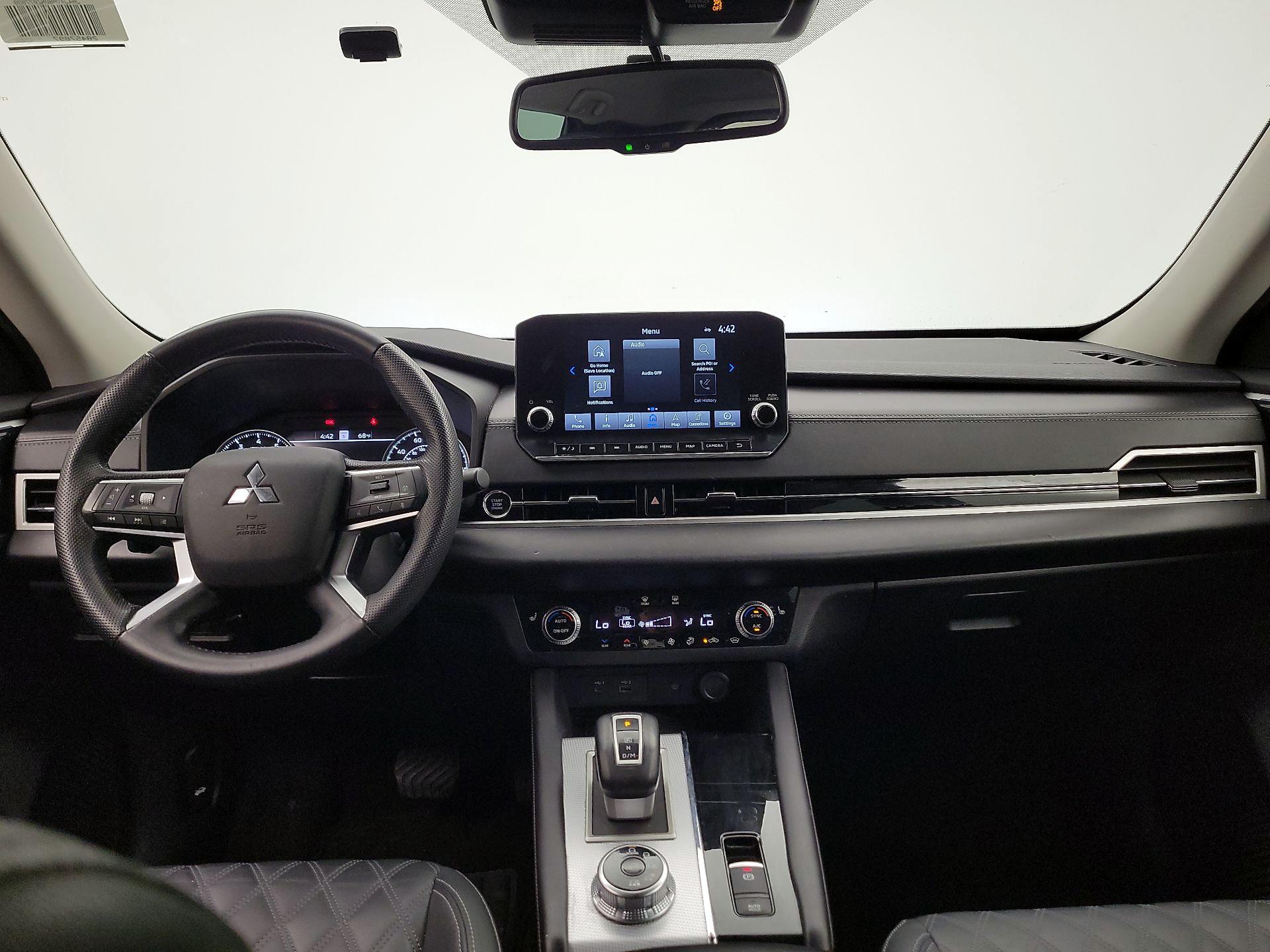 Thumbnail: 2022 Mitsubishi Outlander - 9