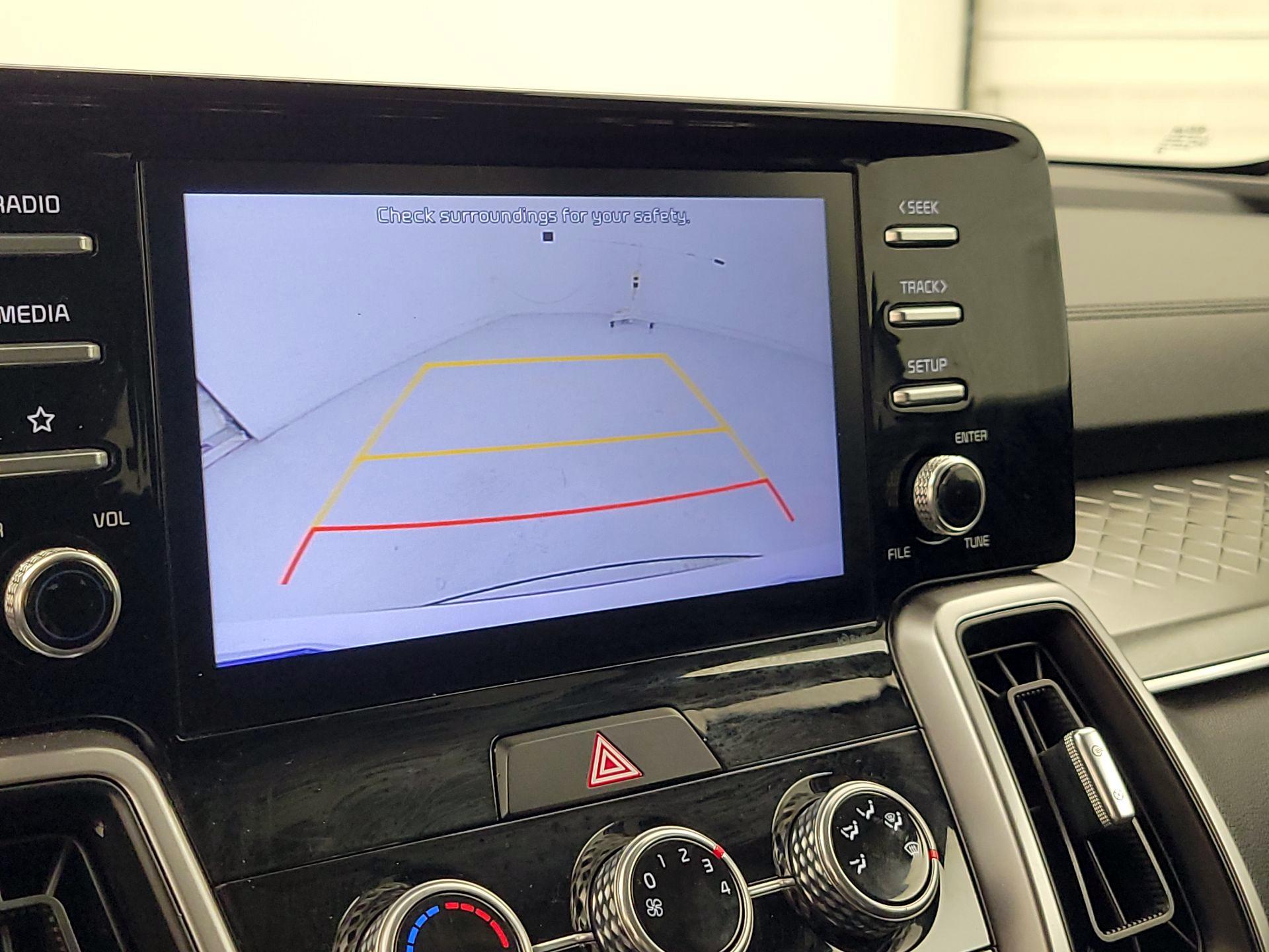 Thumbnail: 2021 Kia Sorento - 14