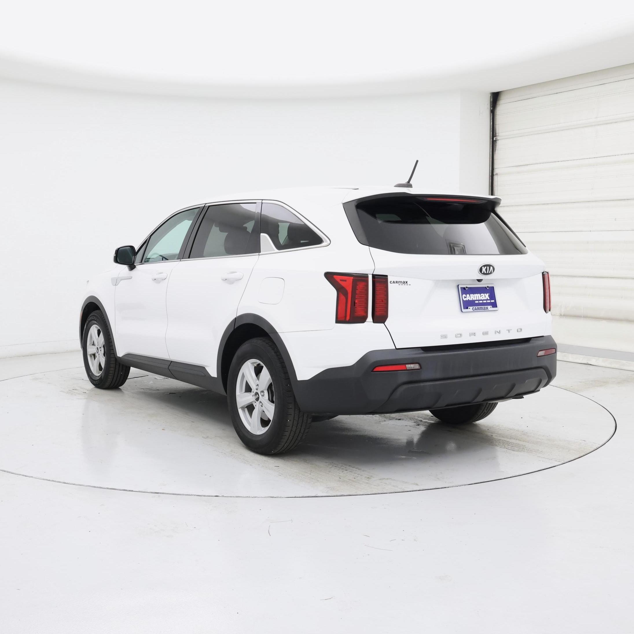 Thumbnail: 2021 Kia Sorento - 2