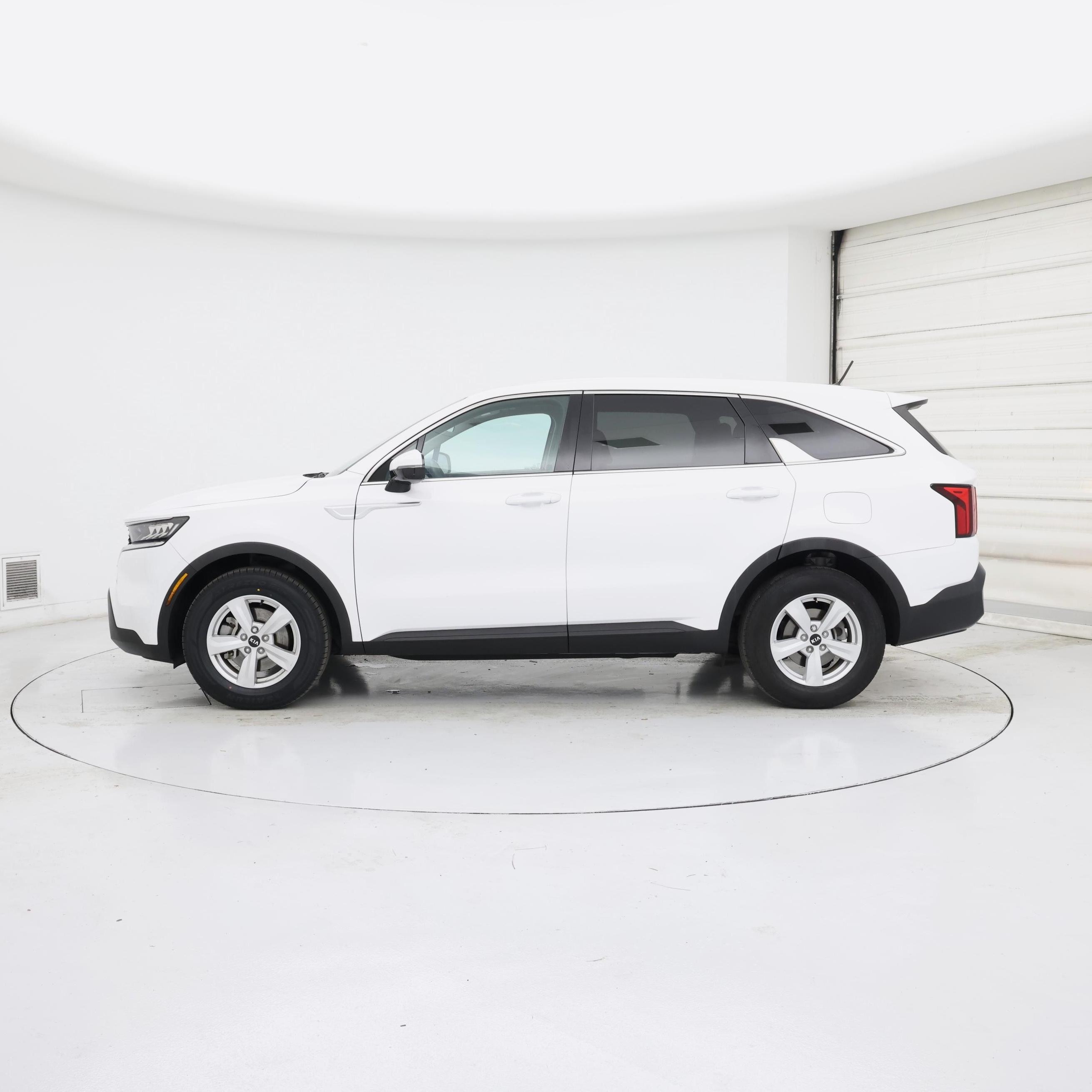 Thumbnail: 2021 Kia Sorento - 3