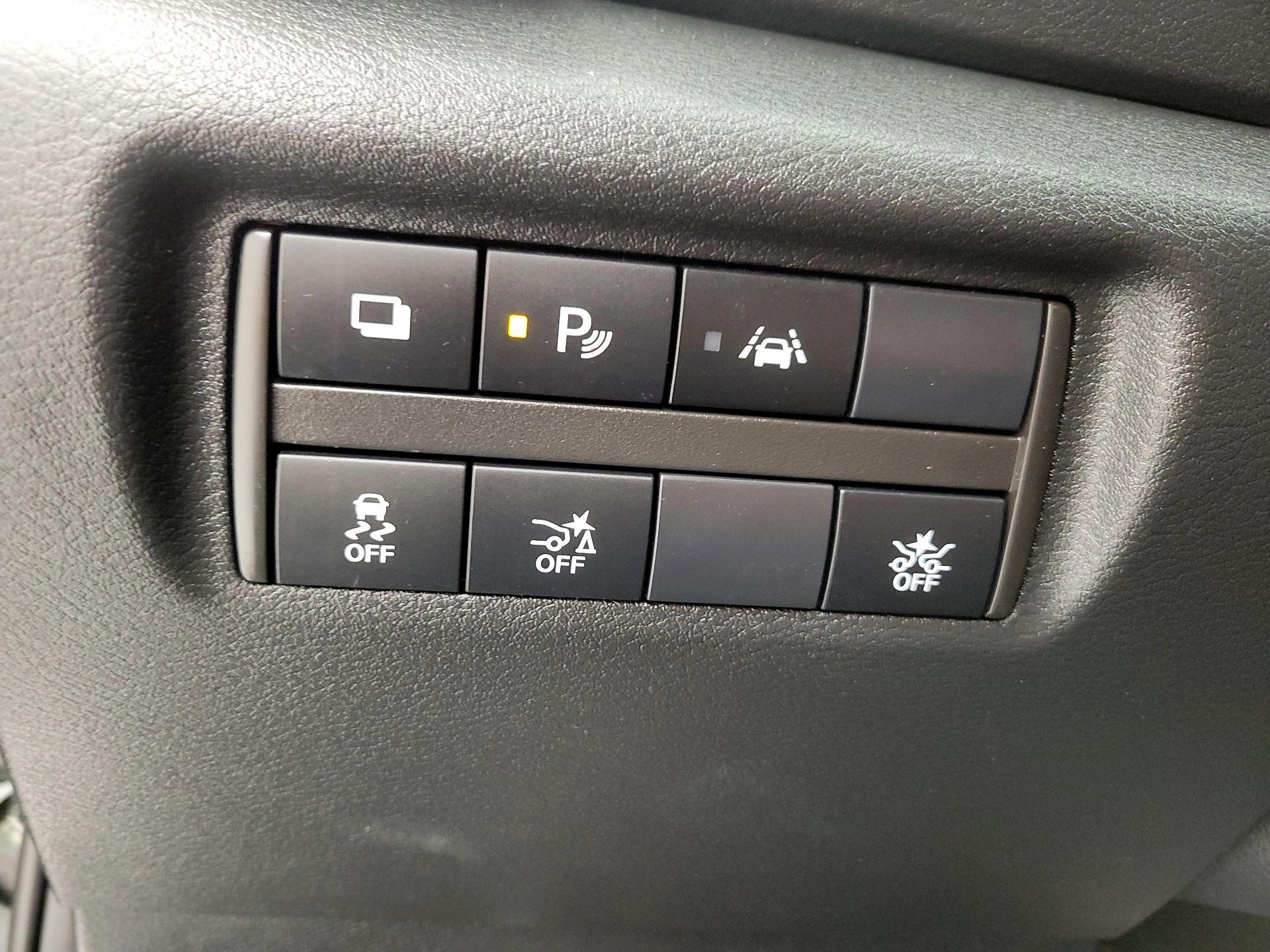 Thumbnail: 2020 Nissan Versa - 13