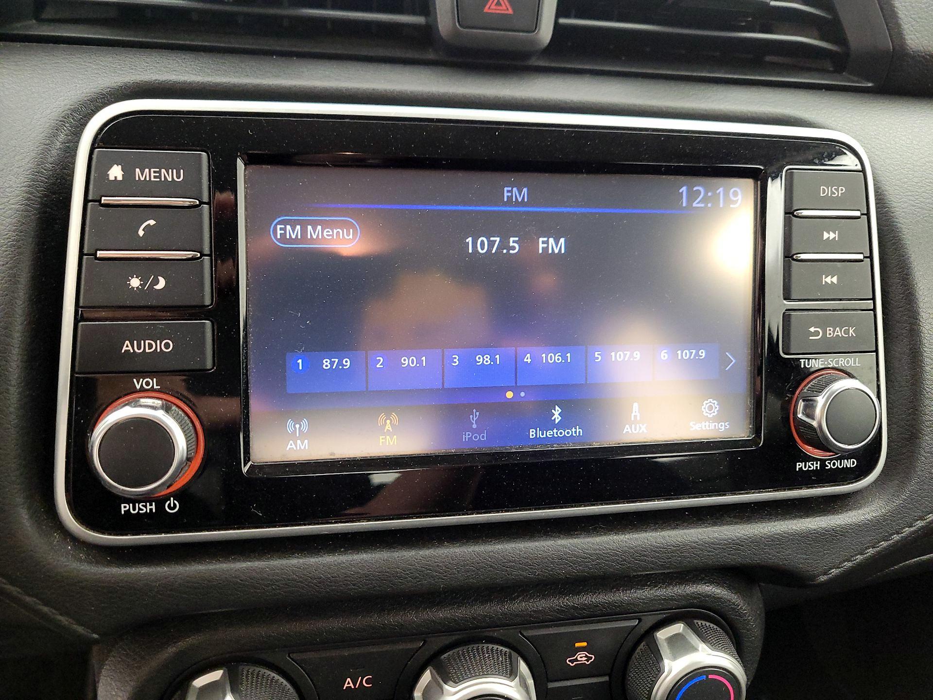 Thumbnail: 2020 Nissan Versa - 15