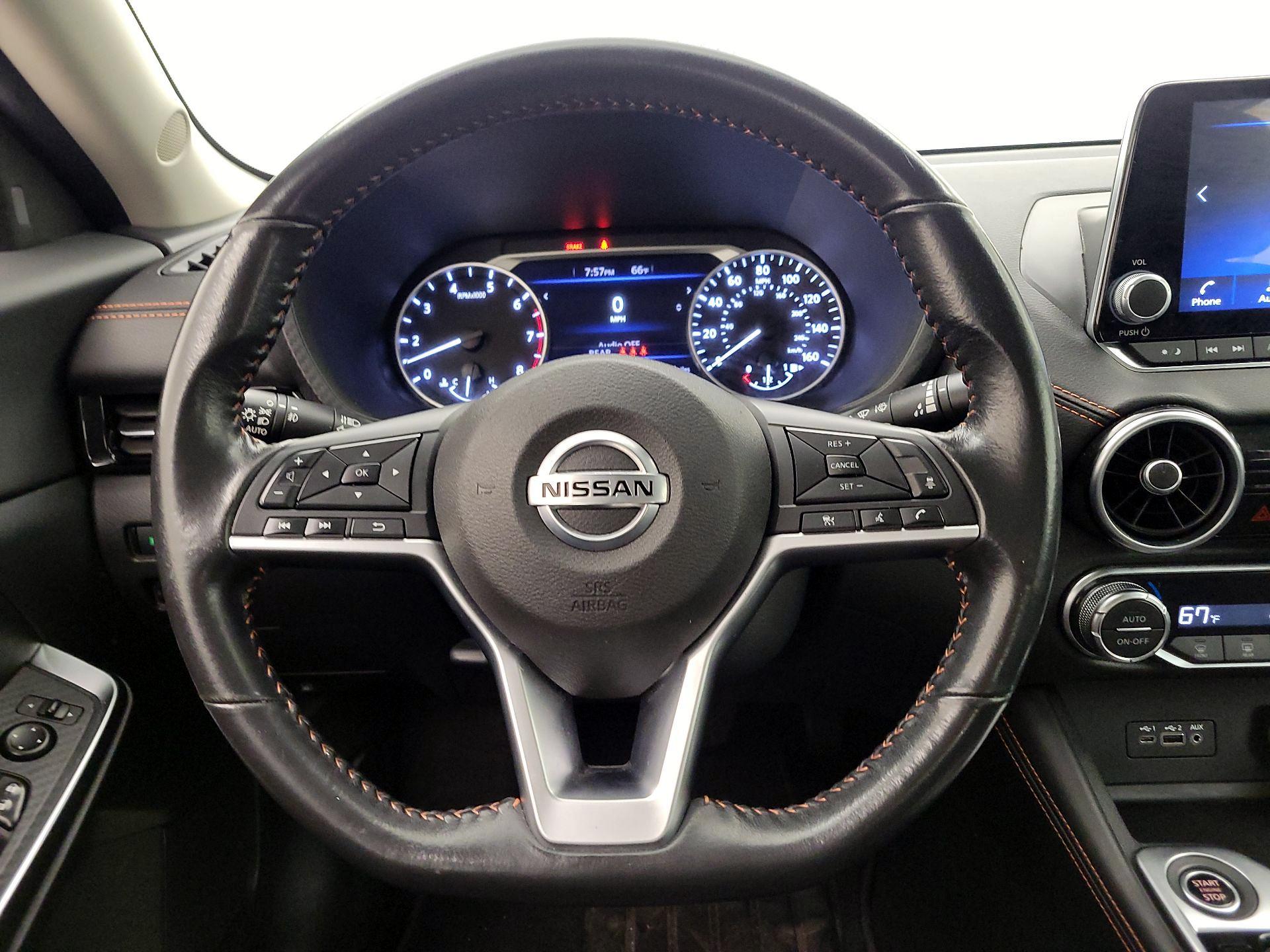 Thumbnail: 2021 Nissan Sentra - 10