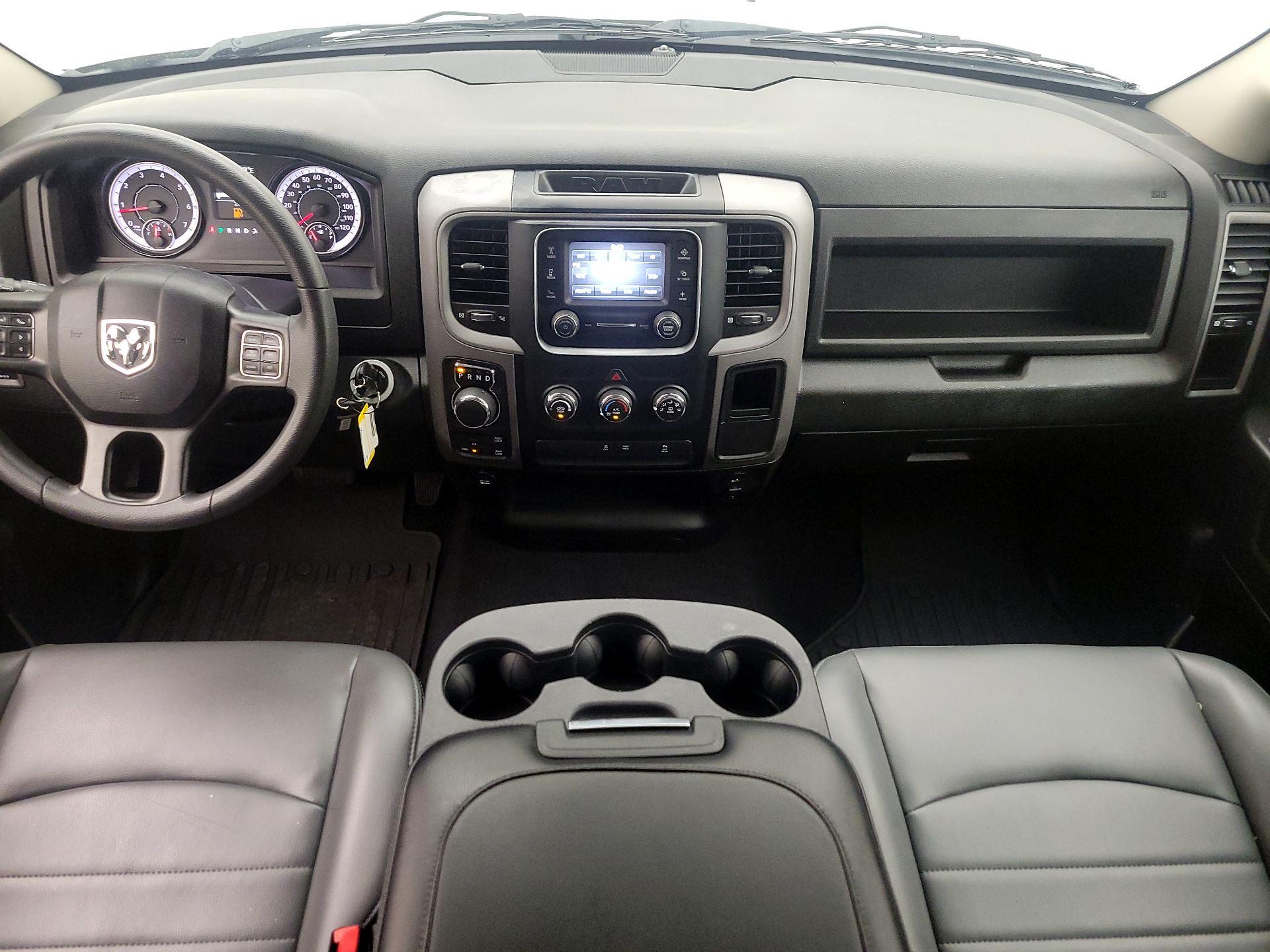 Thumbnail: 2023 RAM 1500 Classic - 9