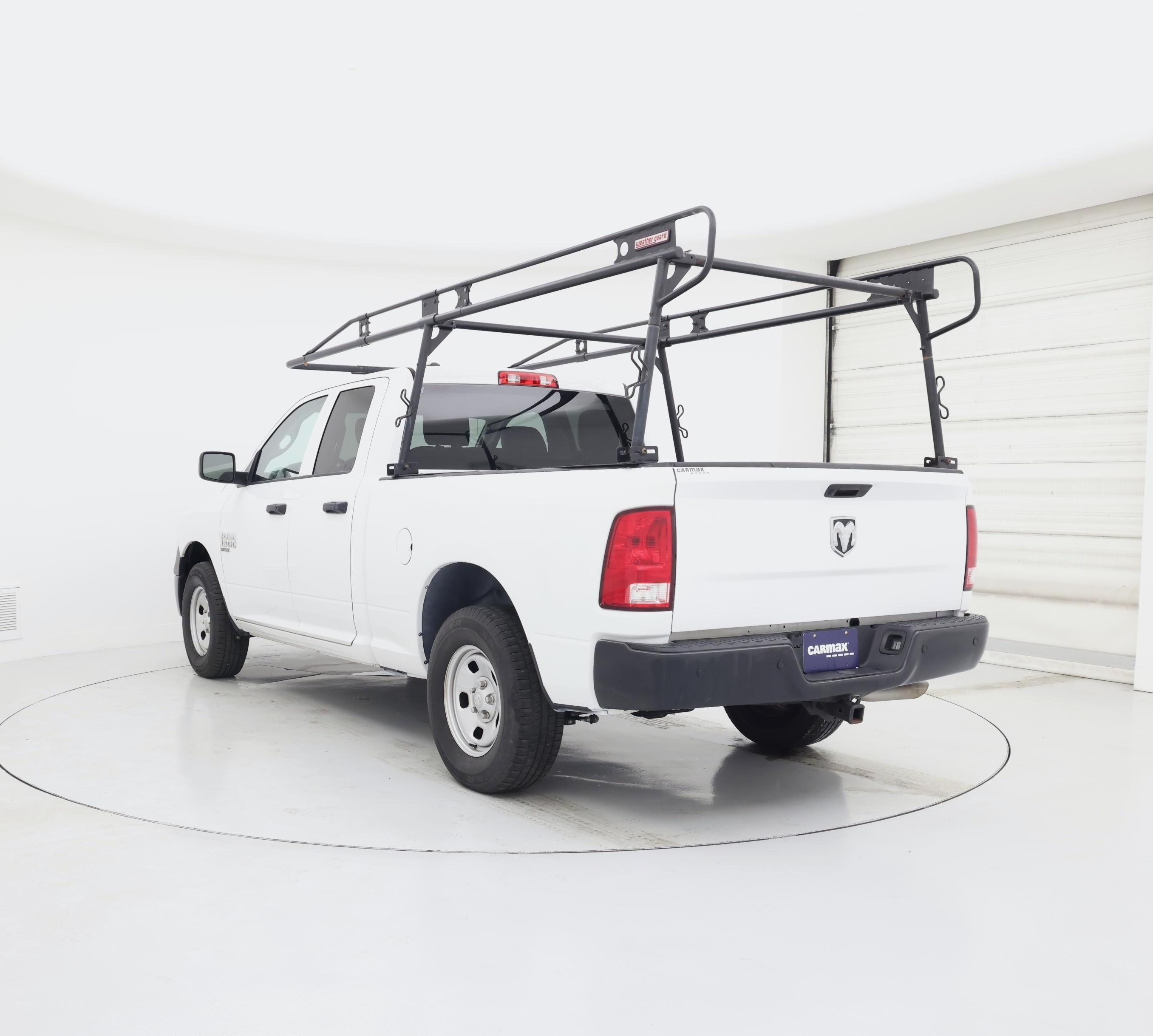 Thumbnail: 2023 RAM 1500 Classic - 2