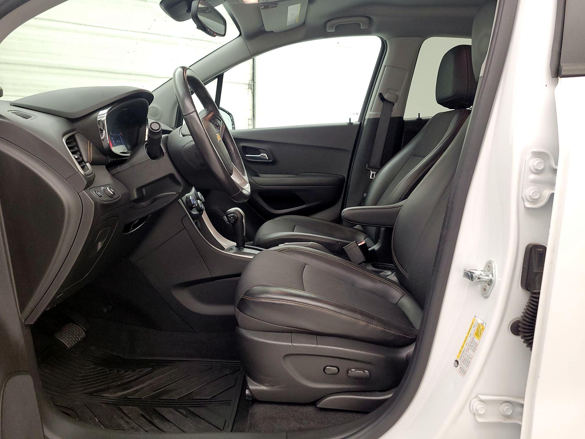 Thumbnail: 2020 Chevrolet Trax - 11