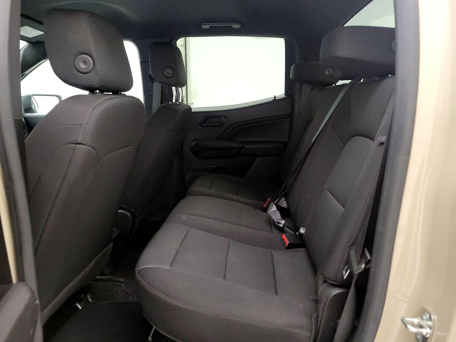 Thumbnail: 2023 Chevrolet Colorado - 19