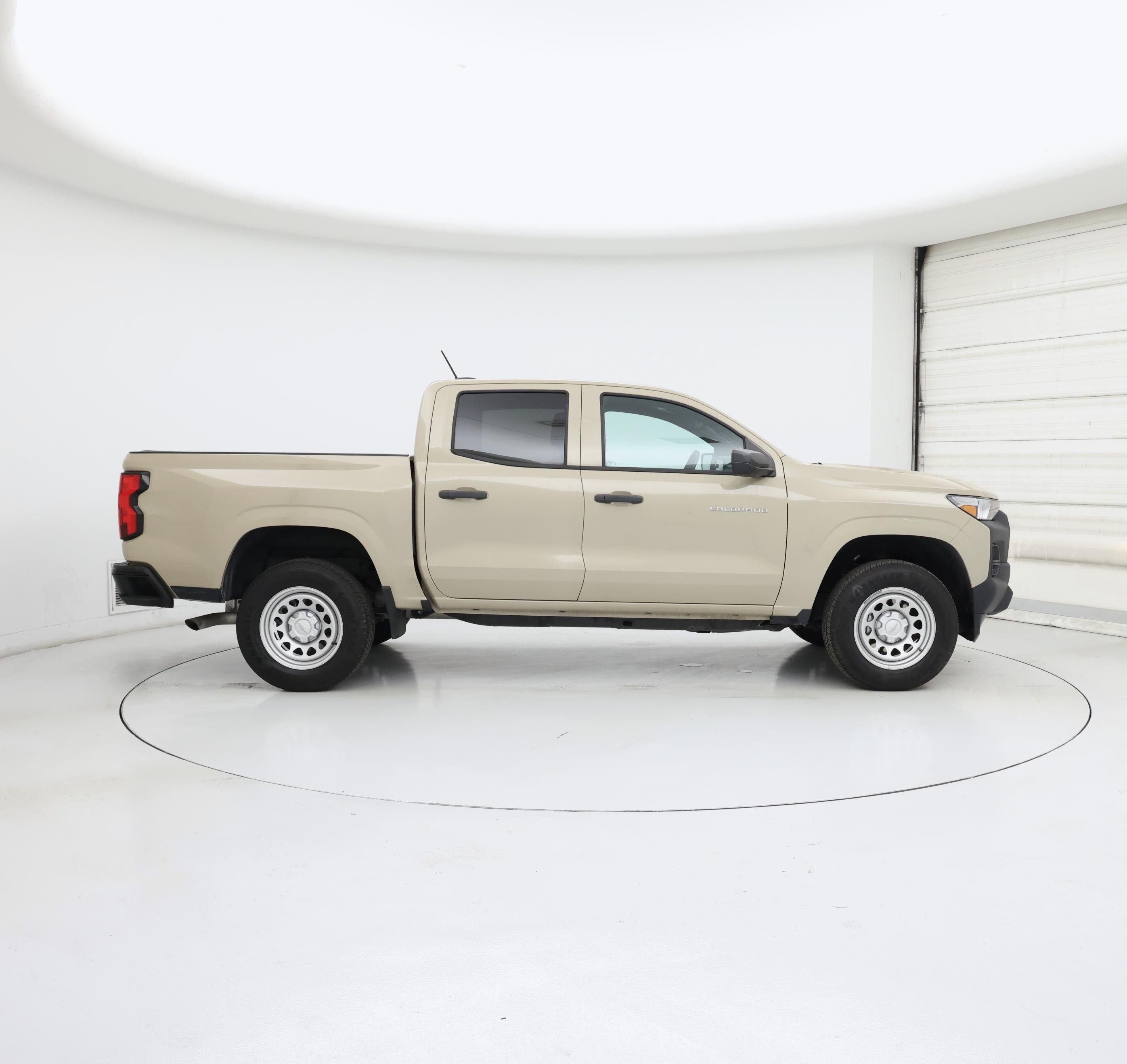 Thumbnail: 2023 Chevrolet Colorado - 7