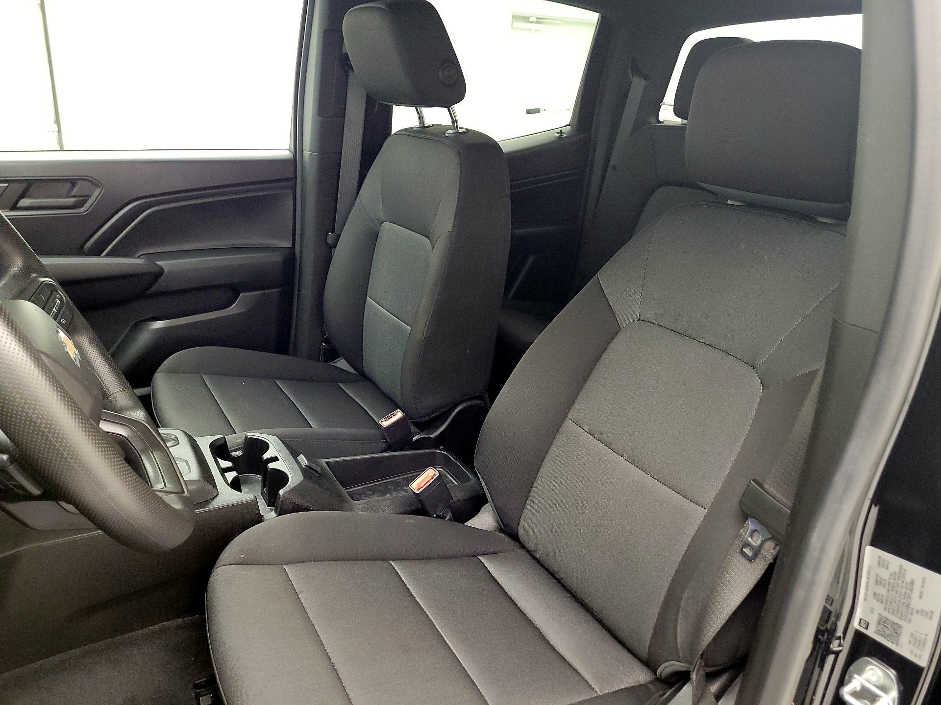 Thumbnail: 2023 Chevrolet Colorado - 11