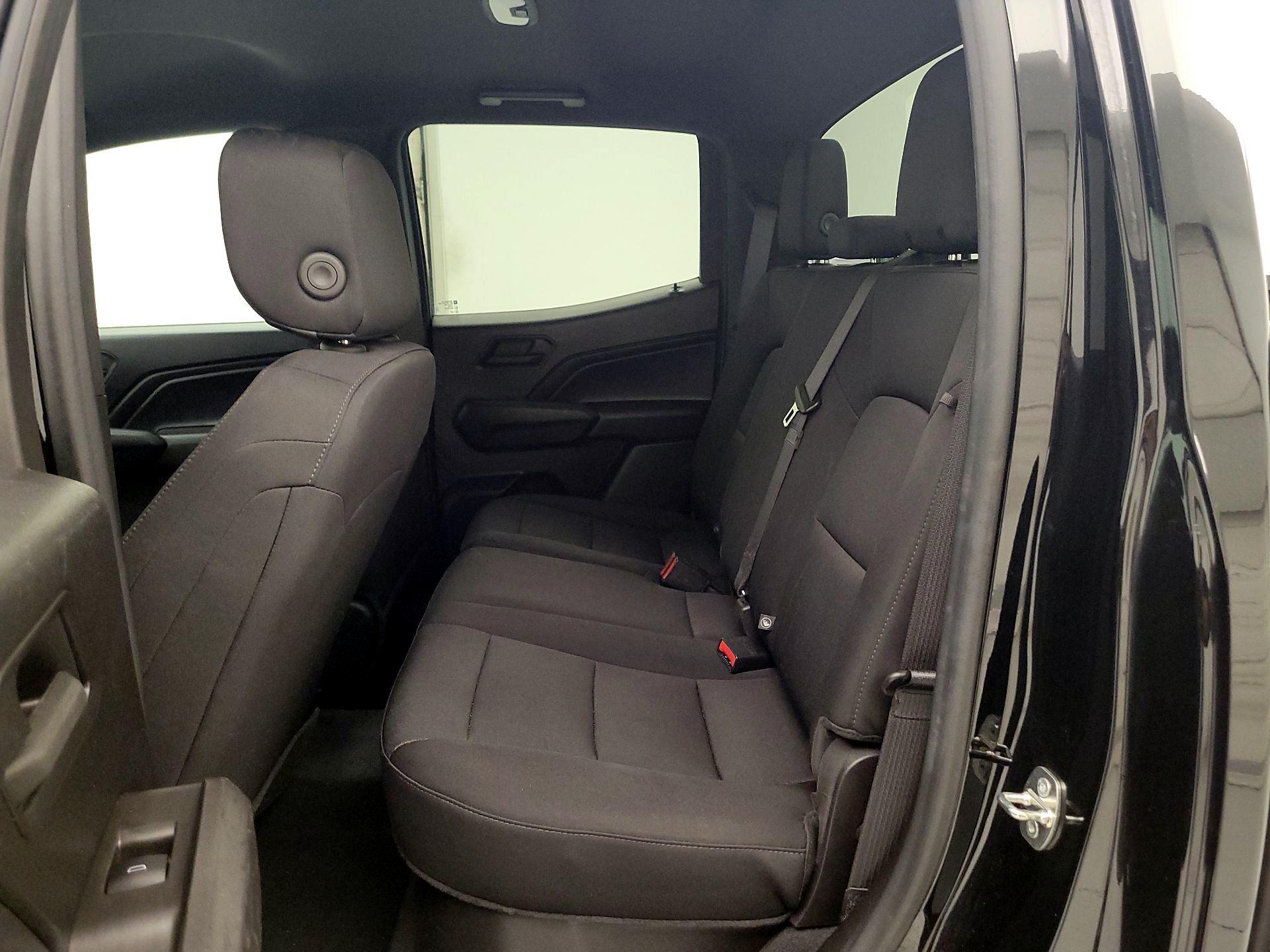 Thumbnail: 2023 Chevrolet Colorado - 19