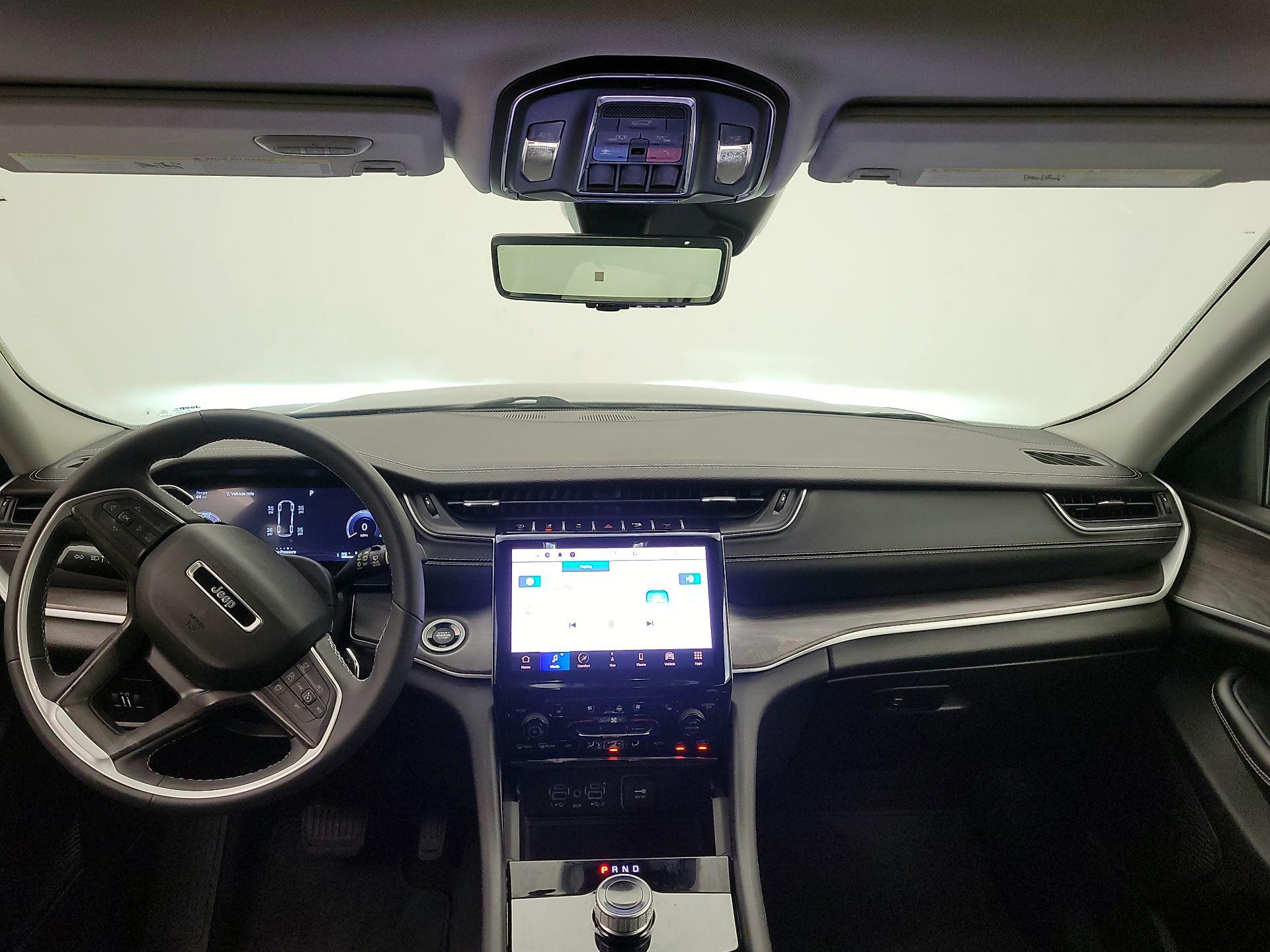 Thumbnail: 2023 Jeep Grand Cherokee L - 9