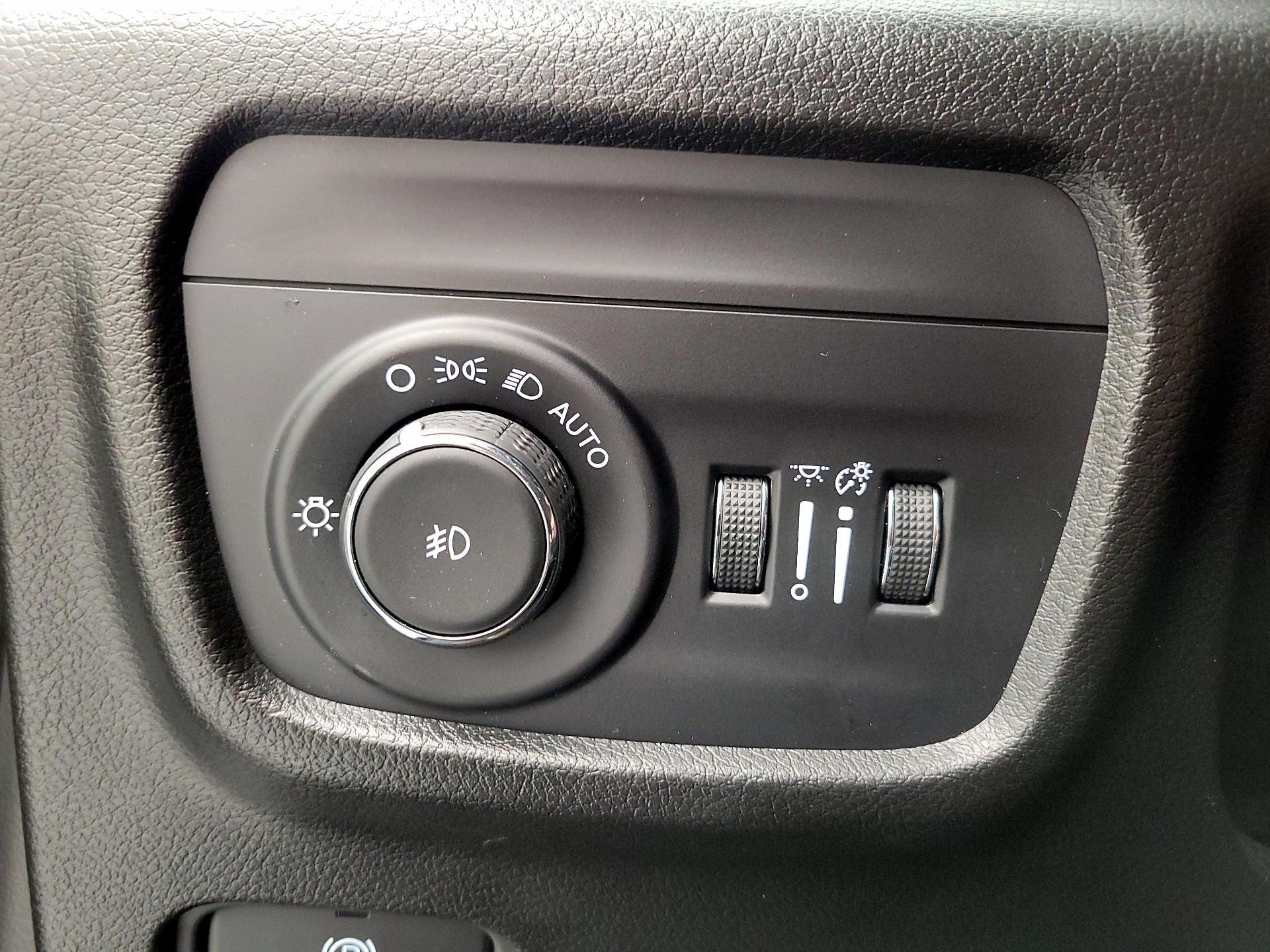 Thumbnail: 2023 Jeep Grand Cherokee L - 13