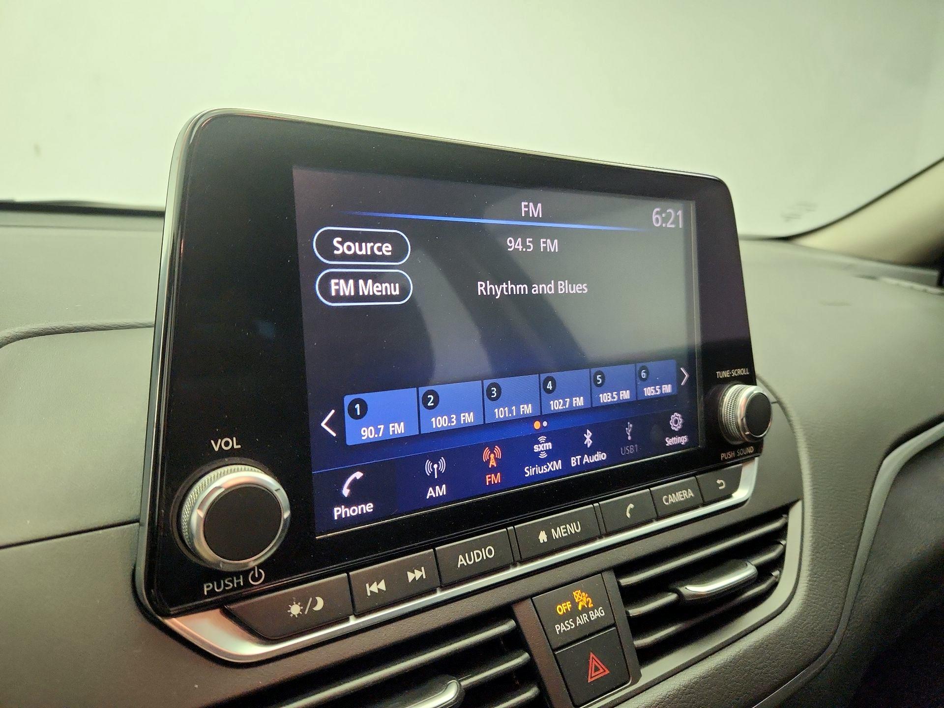 Thumbnail: 2020 Nissan Altima - 15