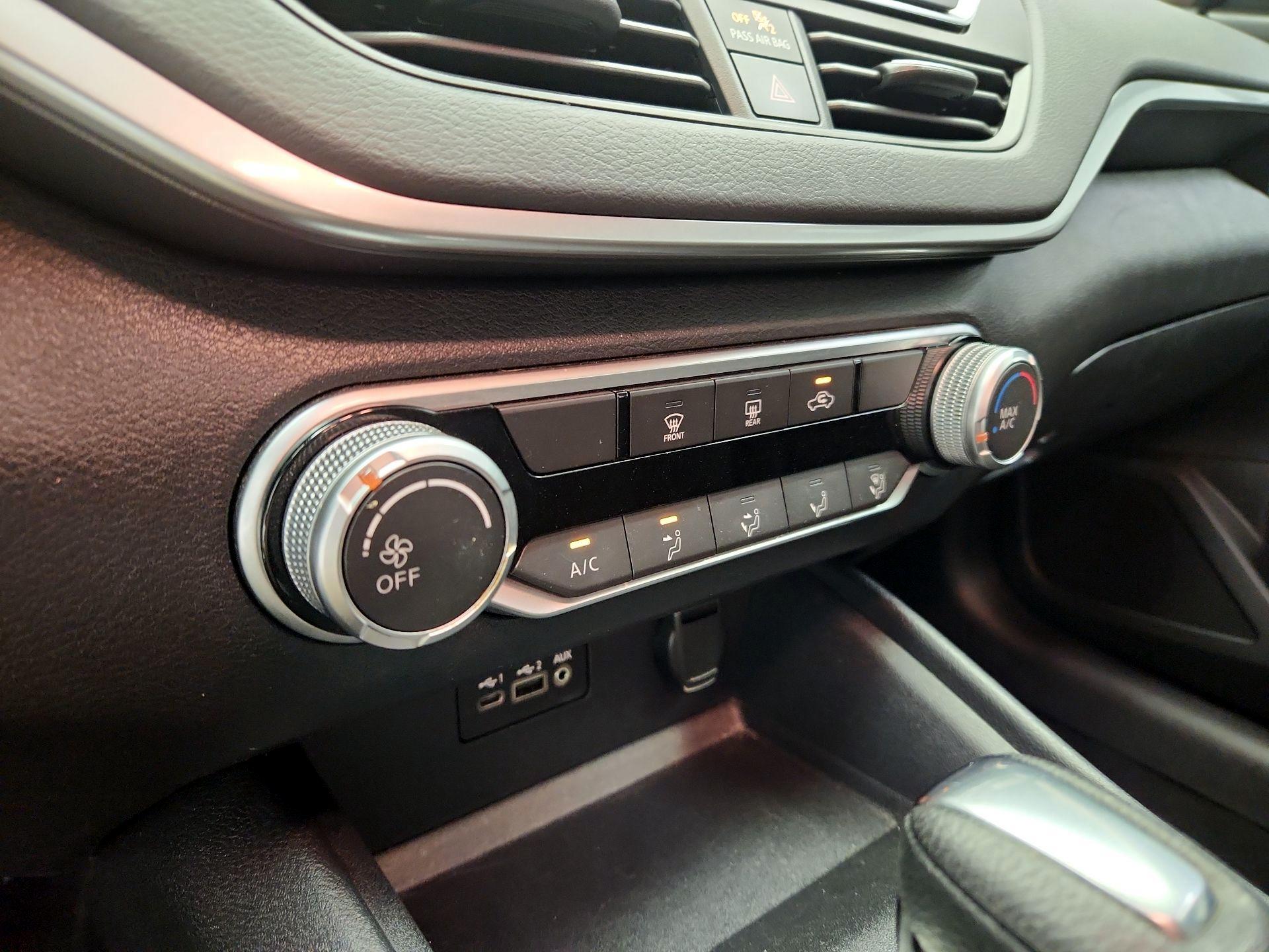 Thumbnail: 2020 Nissan Altima - 16