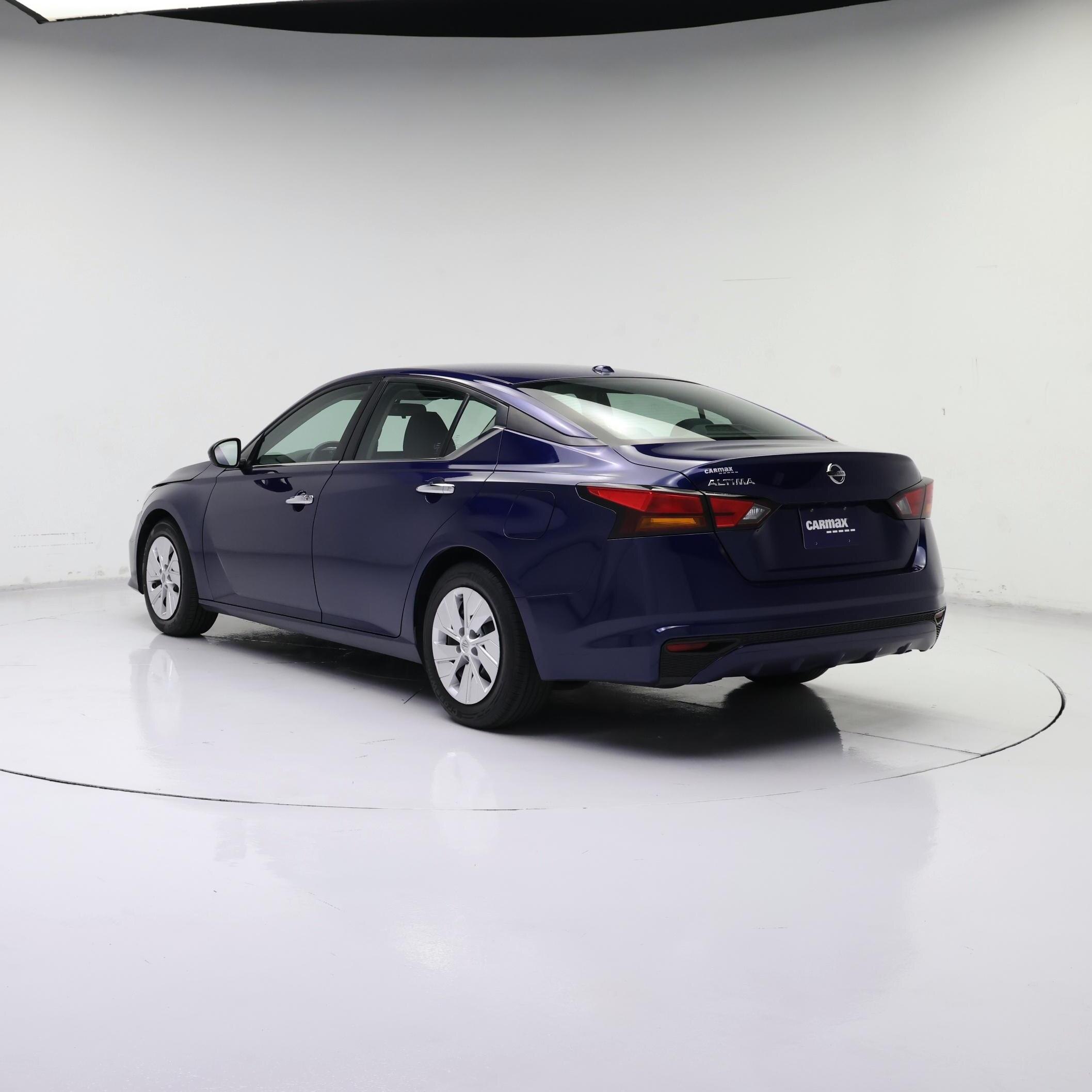 Thumbnail: 2020 Nissan Altima - 2