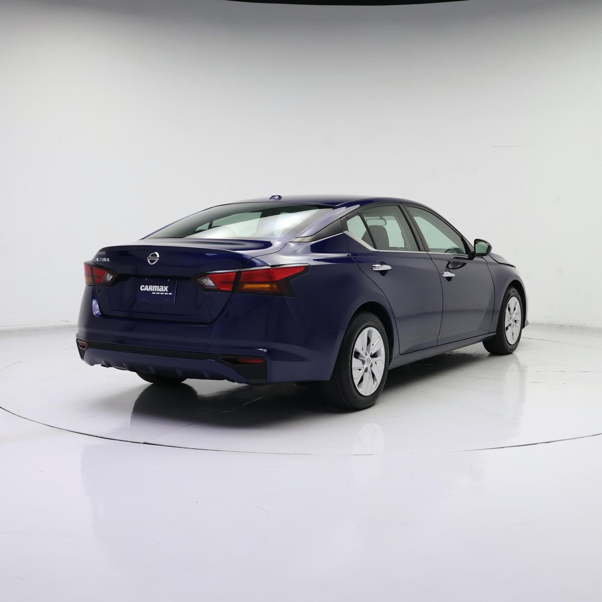 Thumbnail: 2020 Nissan Altima - 8