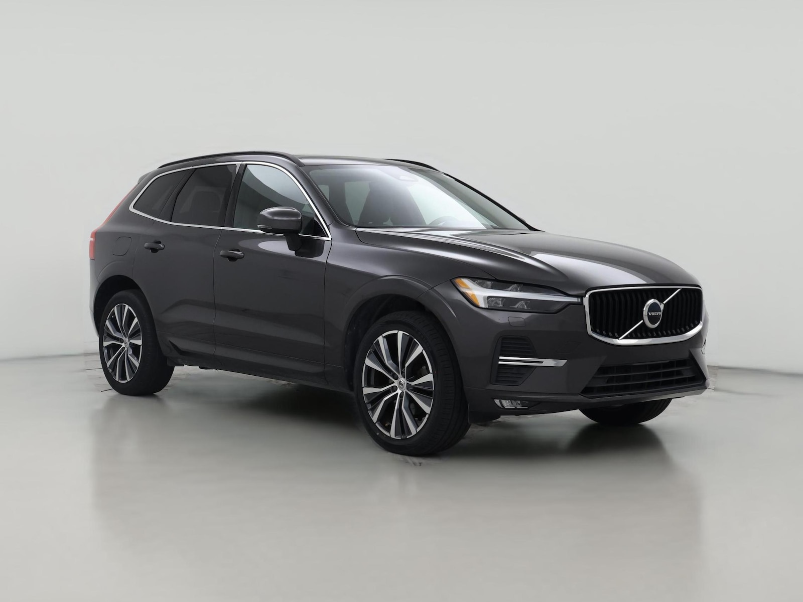 2022 Volvo XC60 Momentum