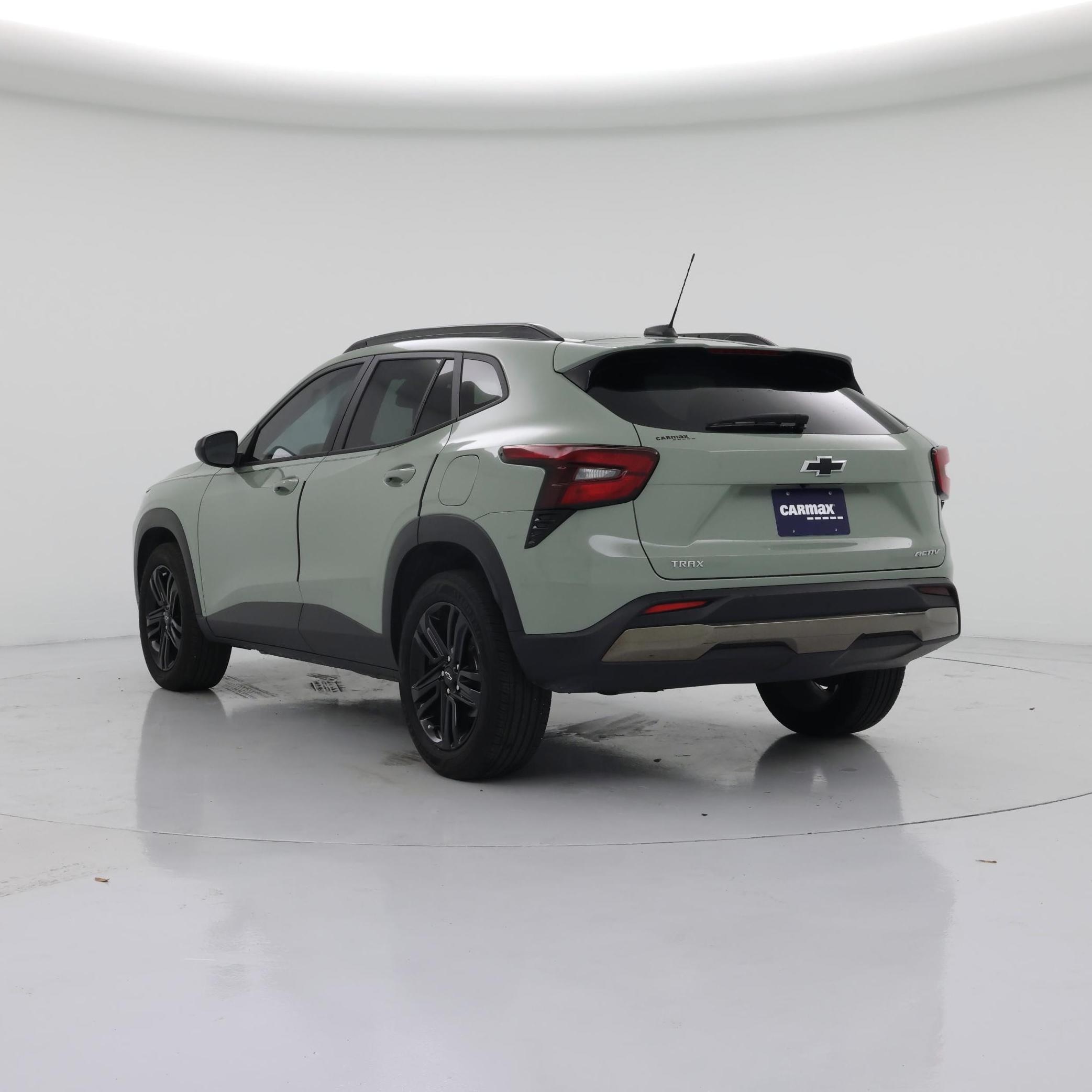 Thumbnail: 2024 Chevrolet Trax - 2